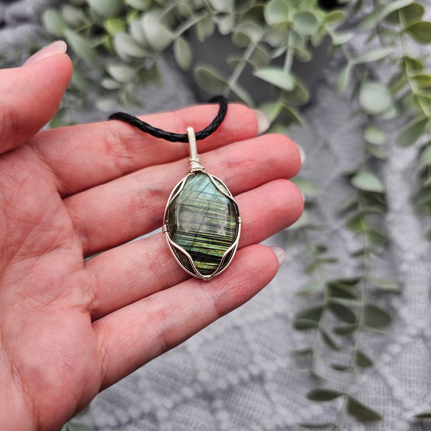 Labradorit Anhänger | Schmuckdraht | Edelstein Halskette