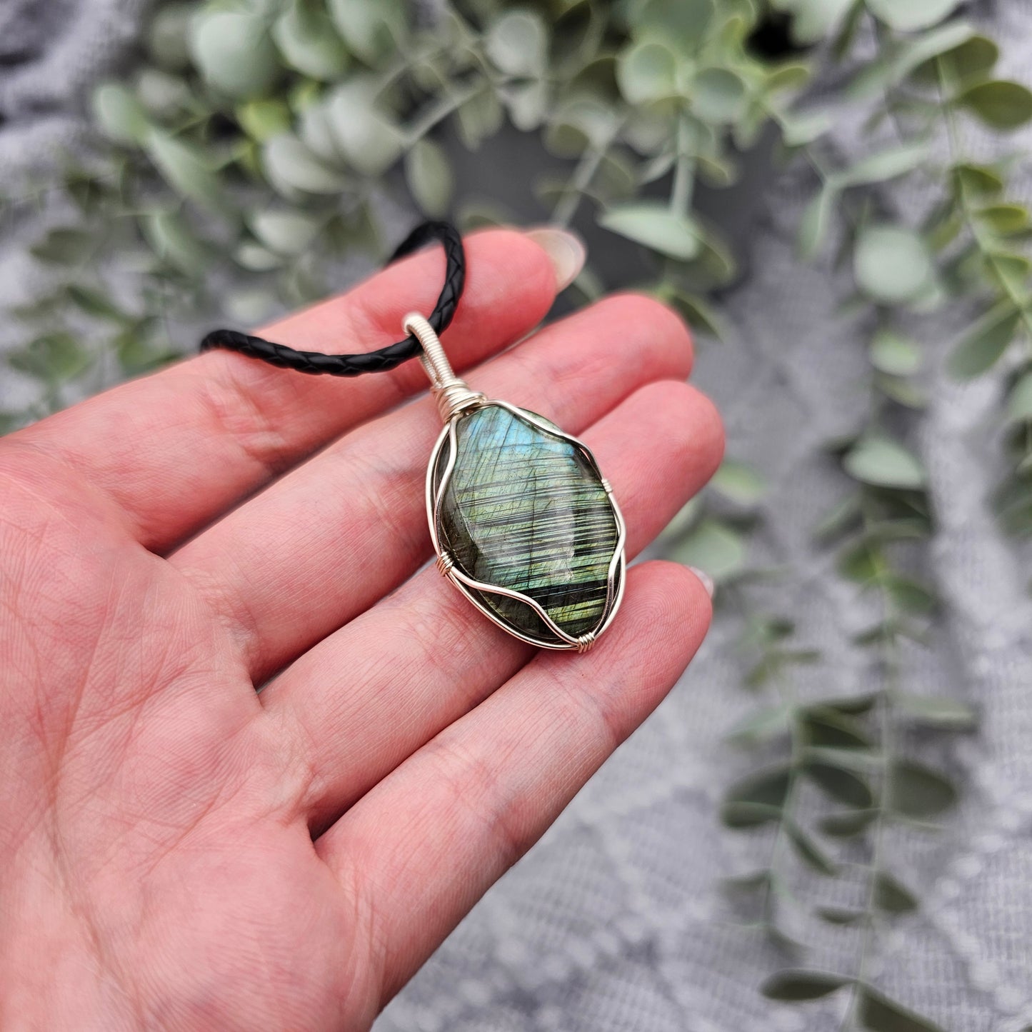 Labradorit Anhänger | Schmuckdraht | Edelstein Halskette