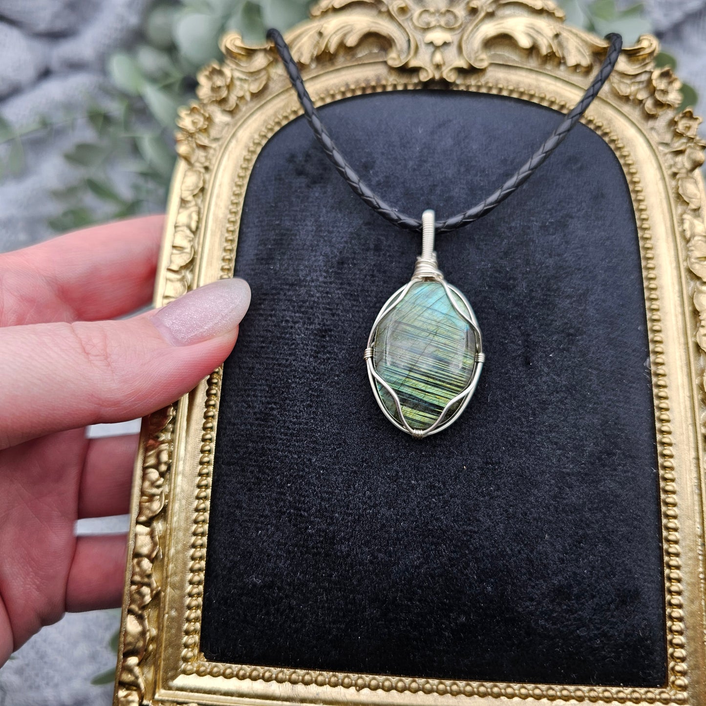 Labradorit Anhänger | Schmuckdraht | Edelstein Halskette