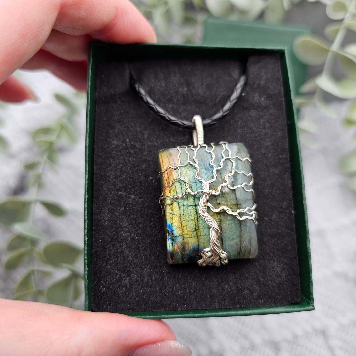 Labradorit Lebensbaum Anhänger | Schmuckdraht | Edelstein Halskette