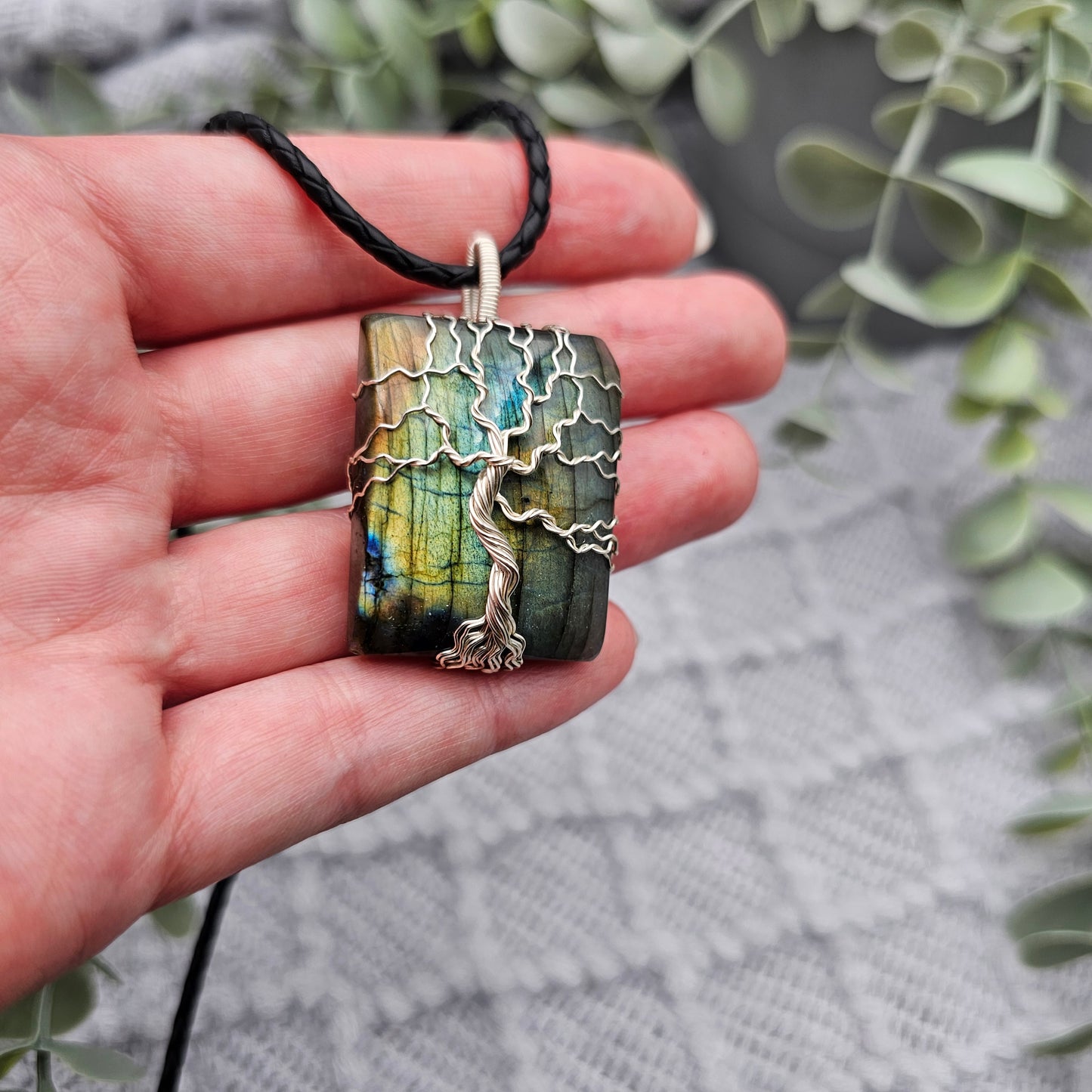Labradorit Lebensbaum Anhänger | Schmuckdraht | Edelstein Halskette