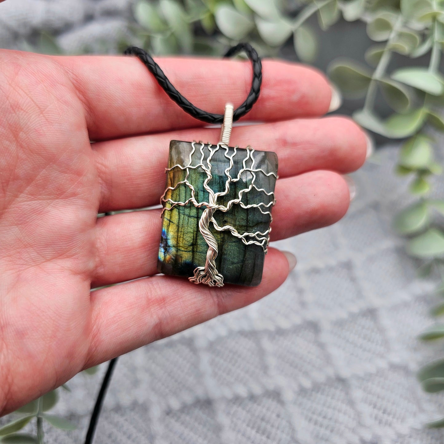 Labradorit Lebensbaum Anhänger | Schmuckdraht | Edelstein Halskette