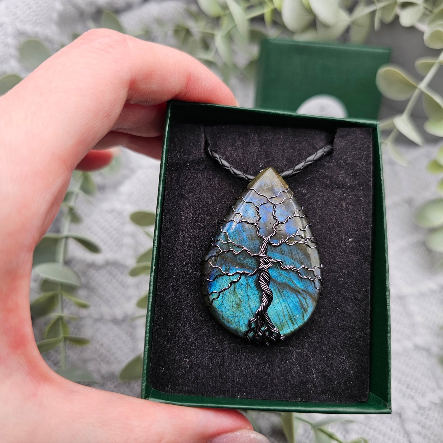 Labradorit Lebensbaum Anhänger | Schmuckdraht | Edelstein Halskette