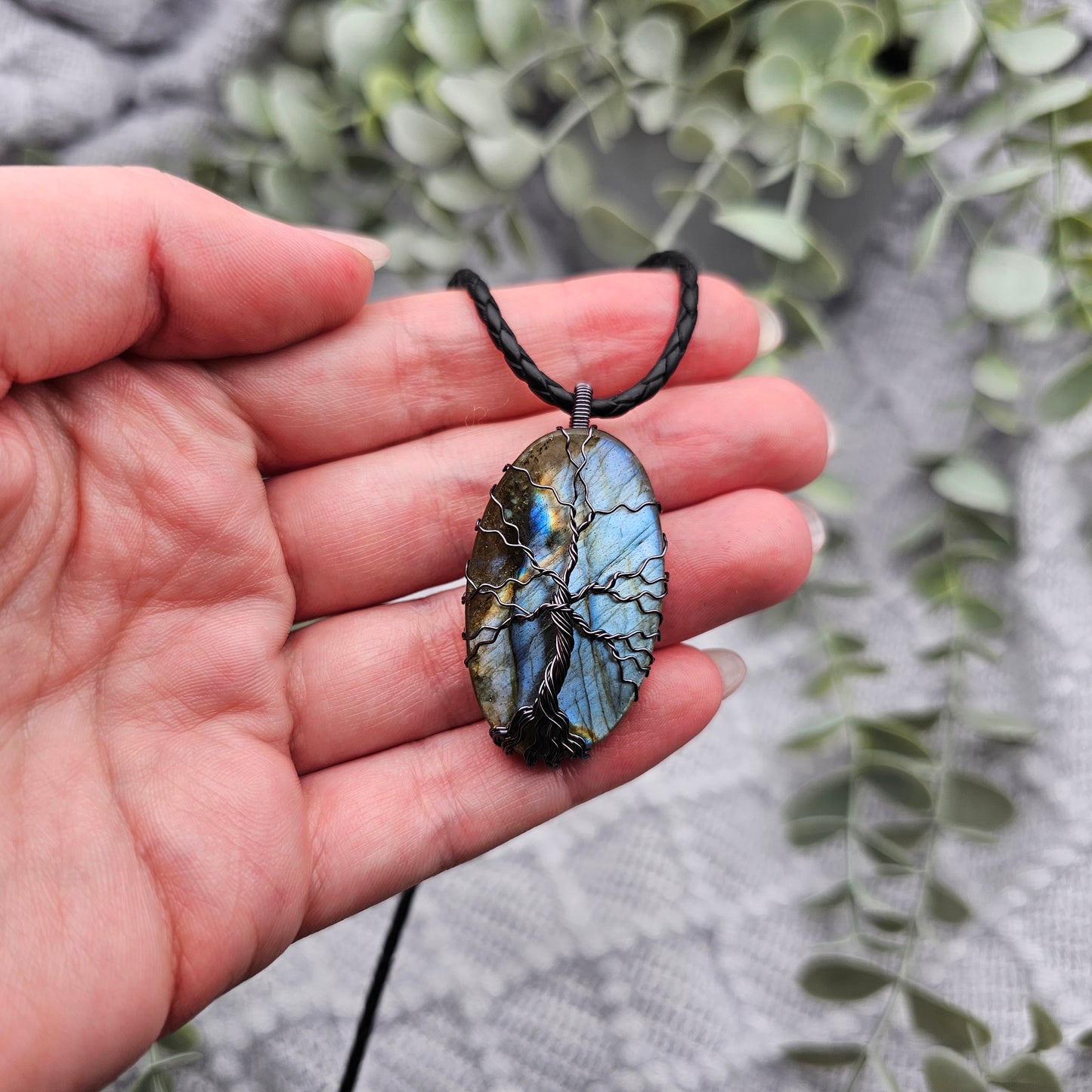 Labradorit Lebensbaum Anhänger | Schmuckdraht | Edelstein Halskette