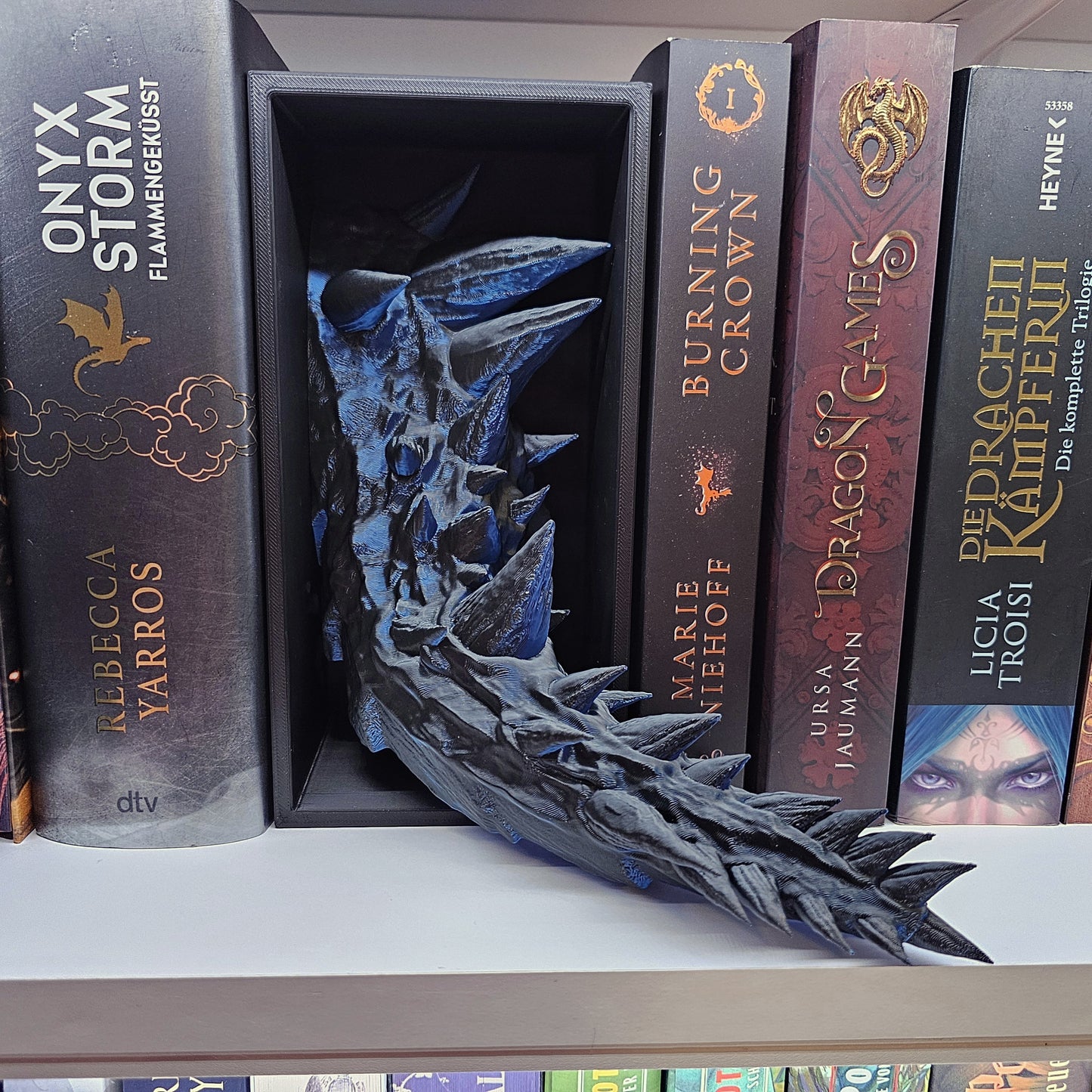 Book Nook Drache Blau/Schwarz glänzend Set/Einzeln | 3D Druck | Buchstütze | Dekoration Bücherregal