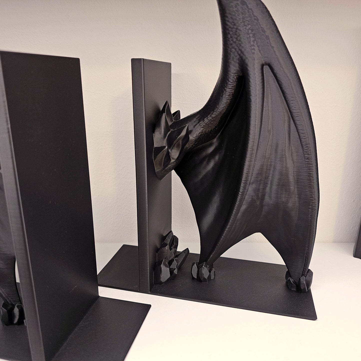 Dragon Wing Bookend Black Single/Set | 3D Print | Book Holder