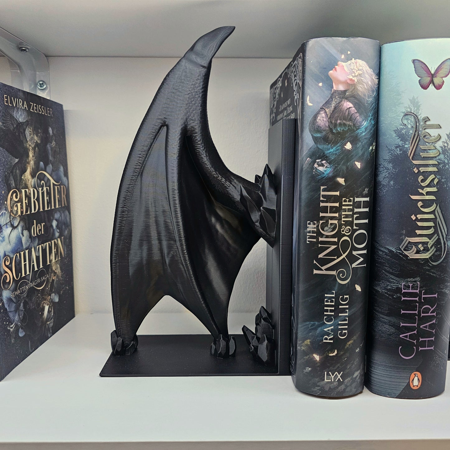 Dragon Wing Bookend Black Single/Set | 3D Print | Book Holder