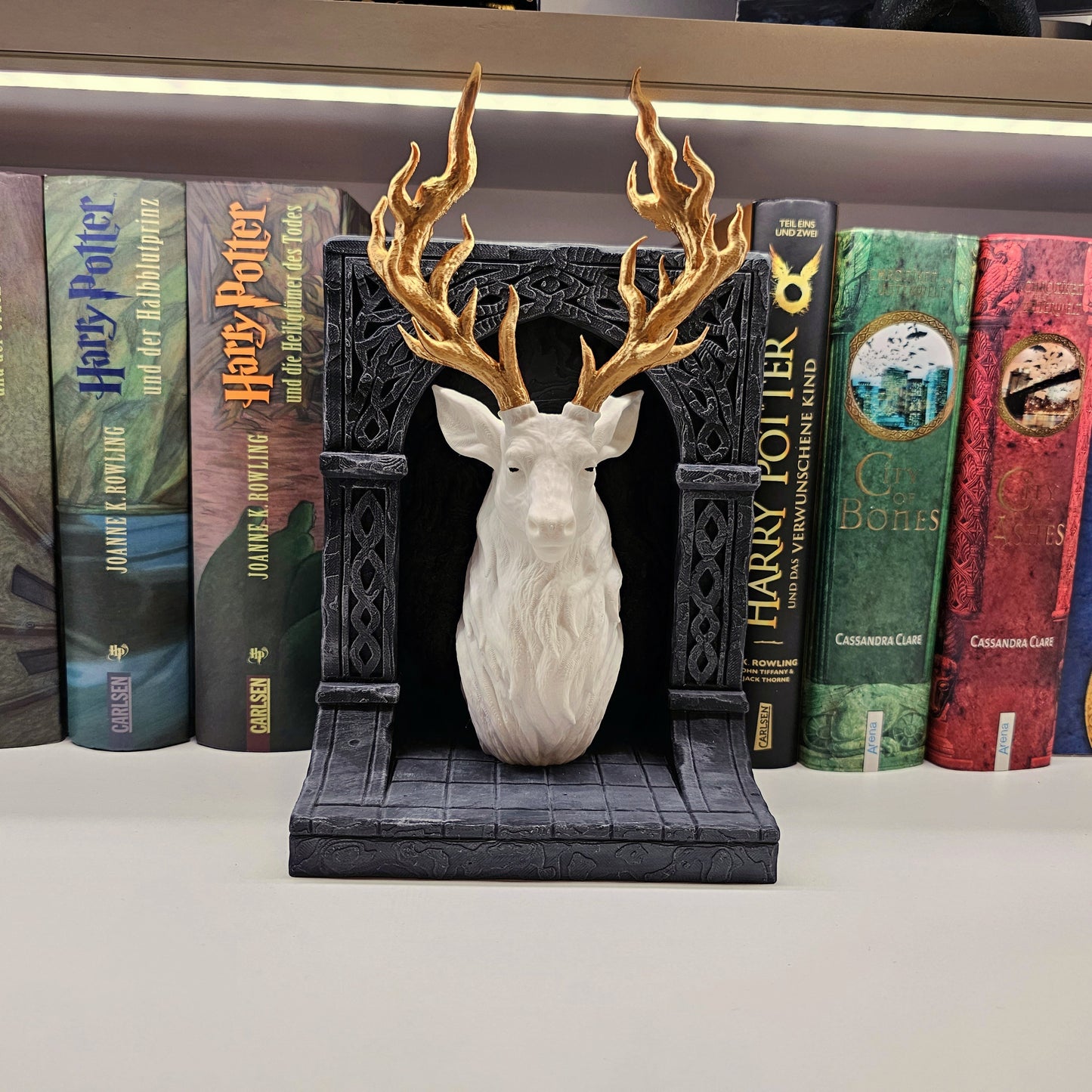 Book Nook Hirsch Schwarz/Weiß/Gold | 3D Druck | Buchstütze | Dekoration Bücherregal