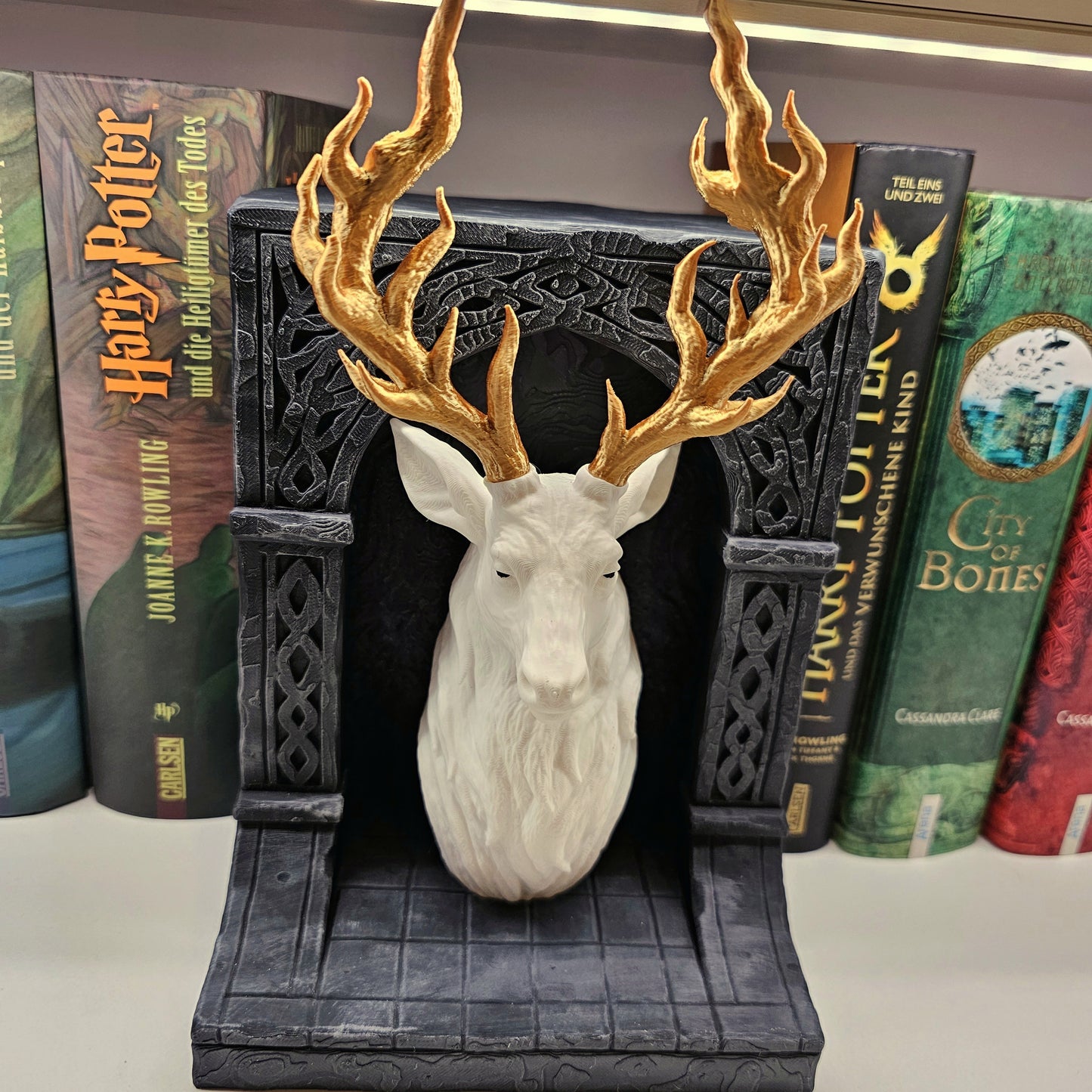 Book Nook Deer Black/White/Gold | 3D Print | Bookend | Bookshelf Decoration