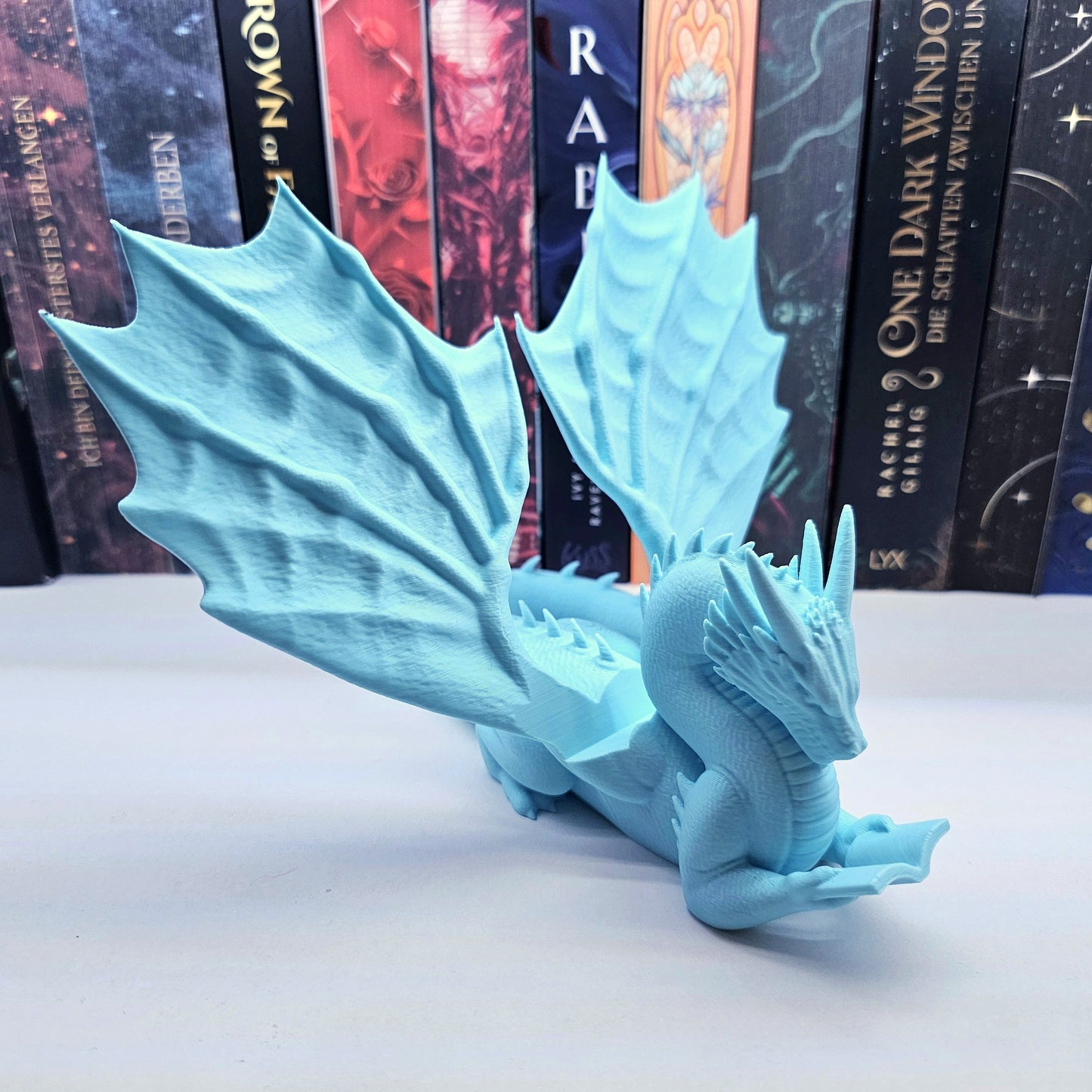 Accountant Reading Dragon | Color Choice Candy Colors | various sizes | 3D Print | Stand for Books E-Readers Tablets