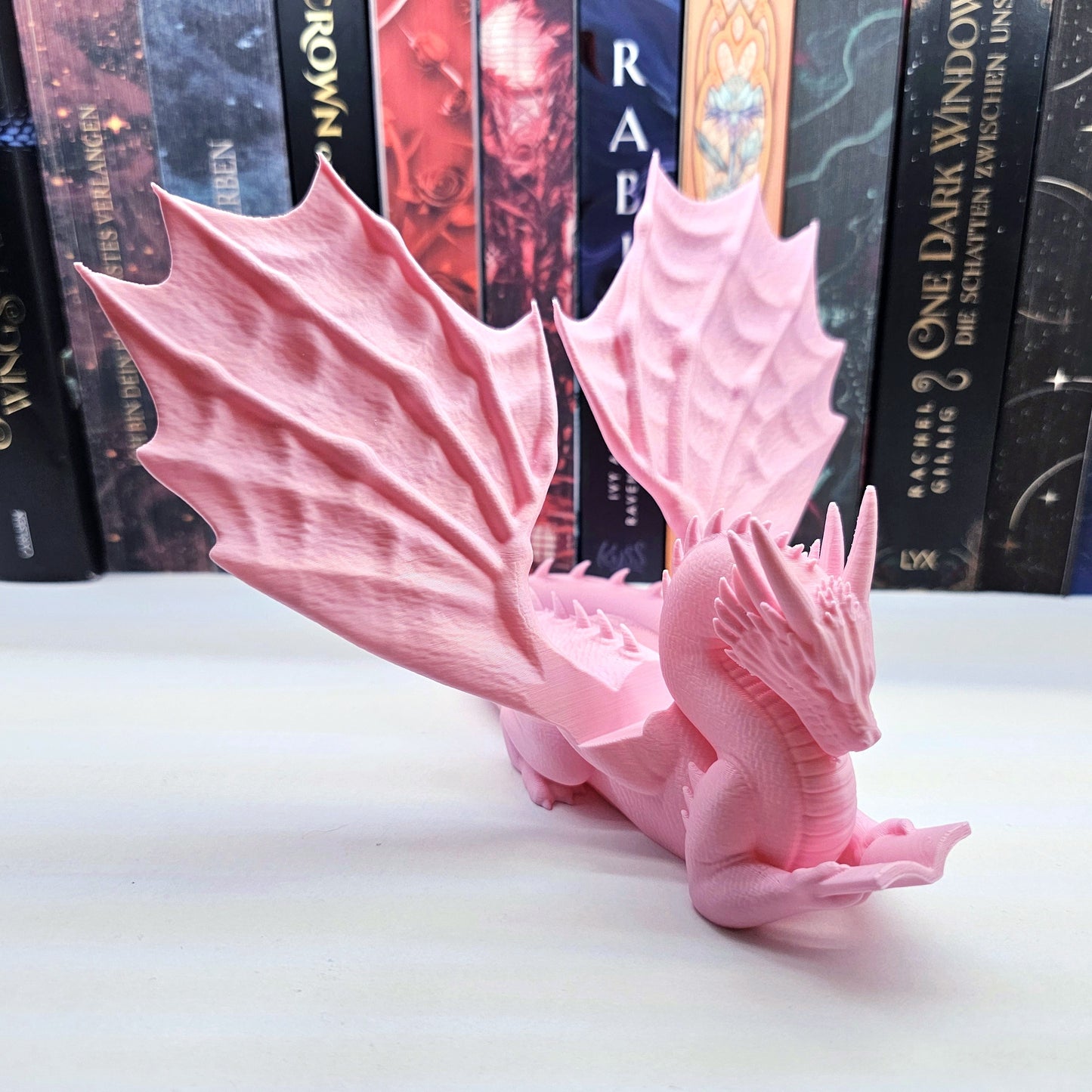 Accountant Reading Dragon | Color Choice Candy Colors | various sizes | 3D Print | Stand for Books E-Readers Tablets