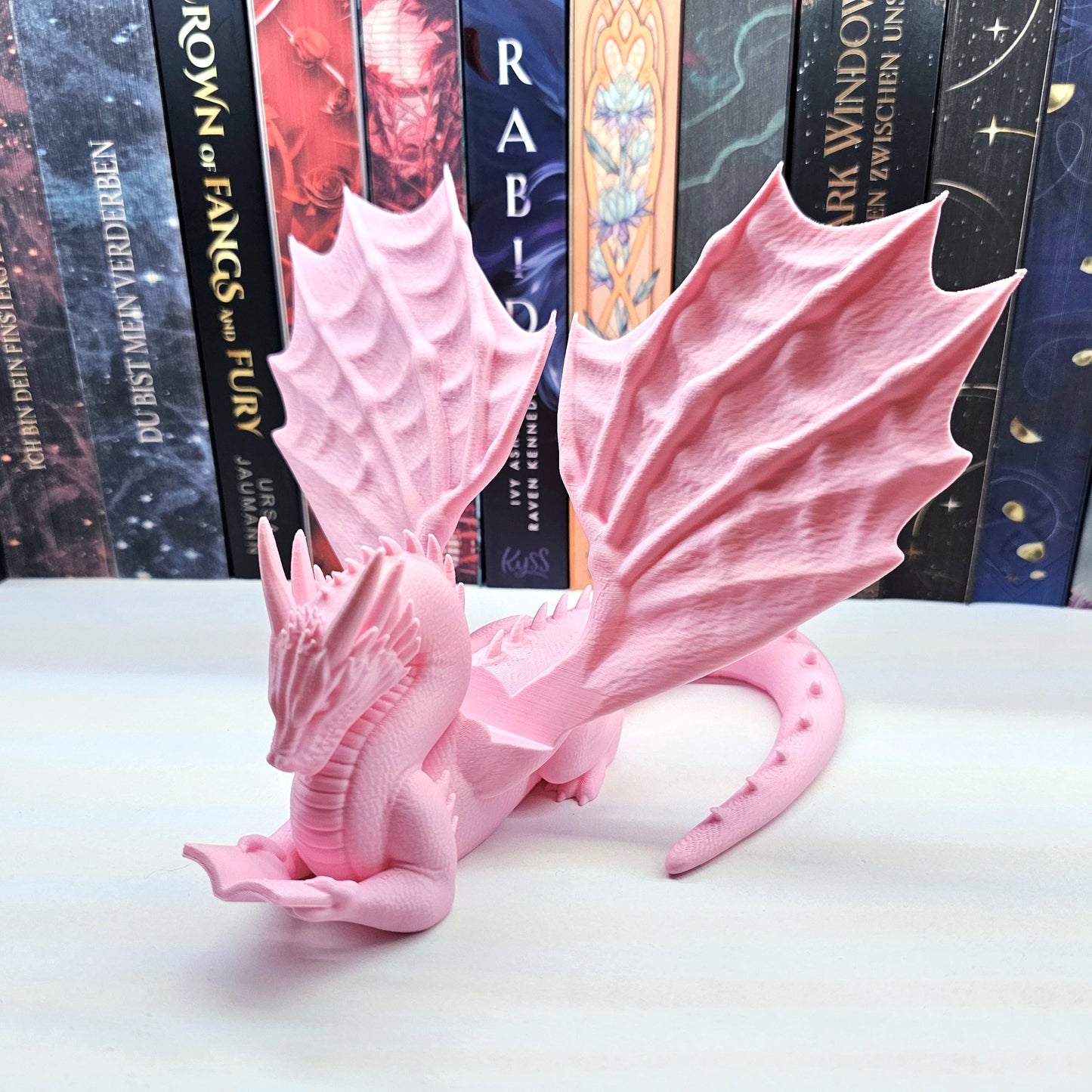 Accountant Reading Dragon | Color Choice Candy Colors | various sizes | 3D Print | Stand for Books E-Readers Tablets