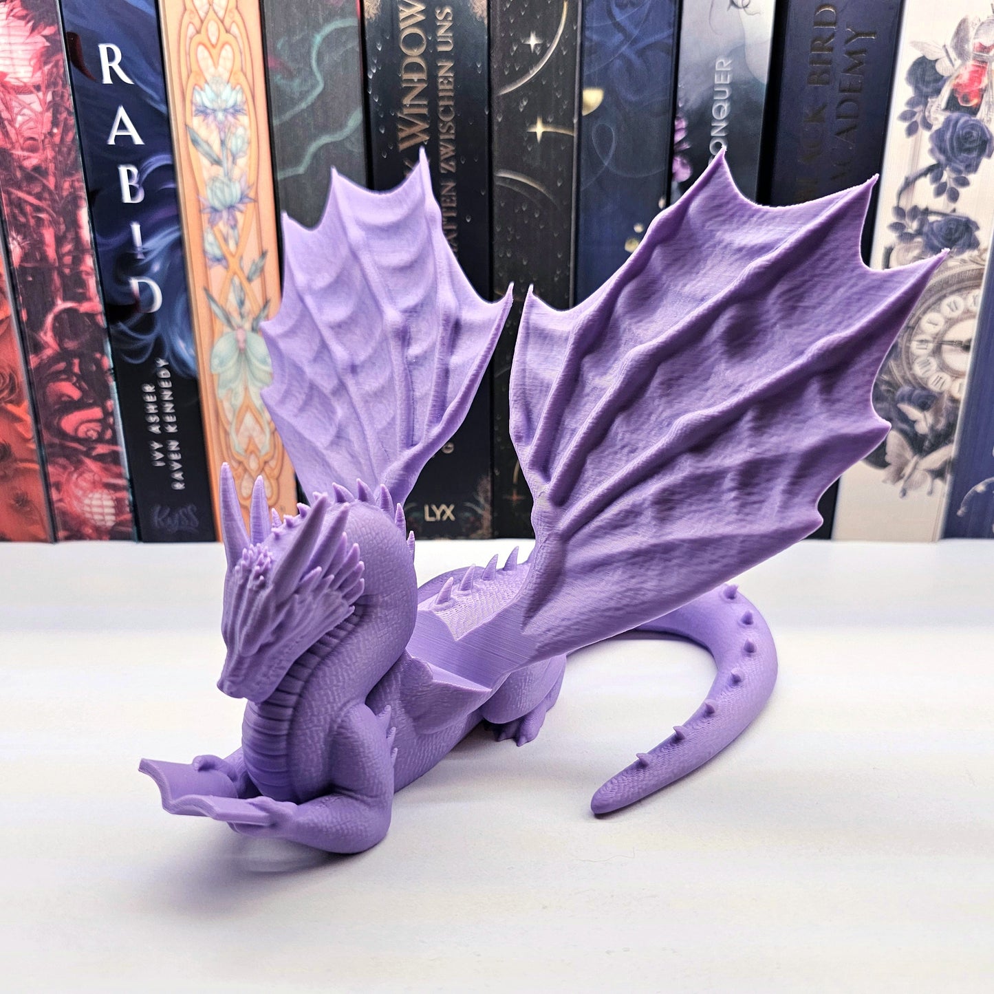 Accountant Reading Dragon | Color Choice Candy Colors | various sizes | 3D Print | Stand for Books E-Readers Tablets