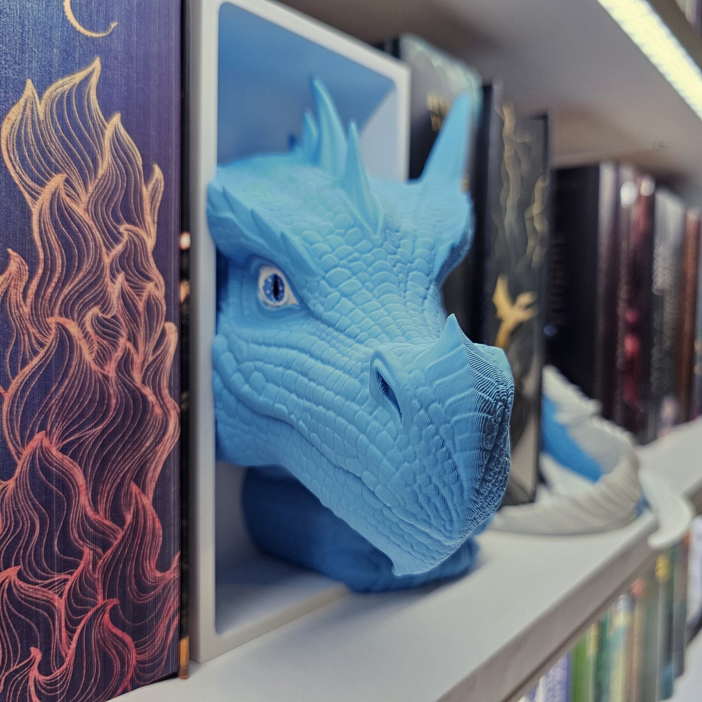 Book Nook Blue/White Sea Dragon Set/Single | 3D Print | Bookend | Bookshelf Decoration