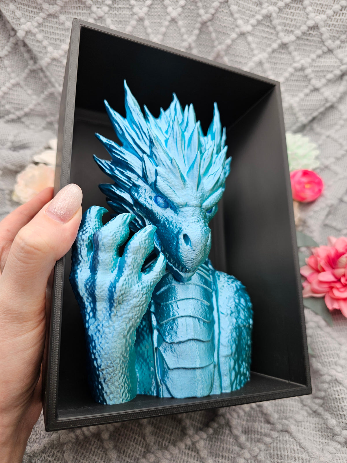 Book Nook Frostdrache Eisblau glänzend | 3D Druck | Buchstütze | Dekoration Bücherregal