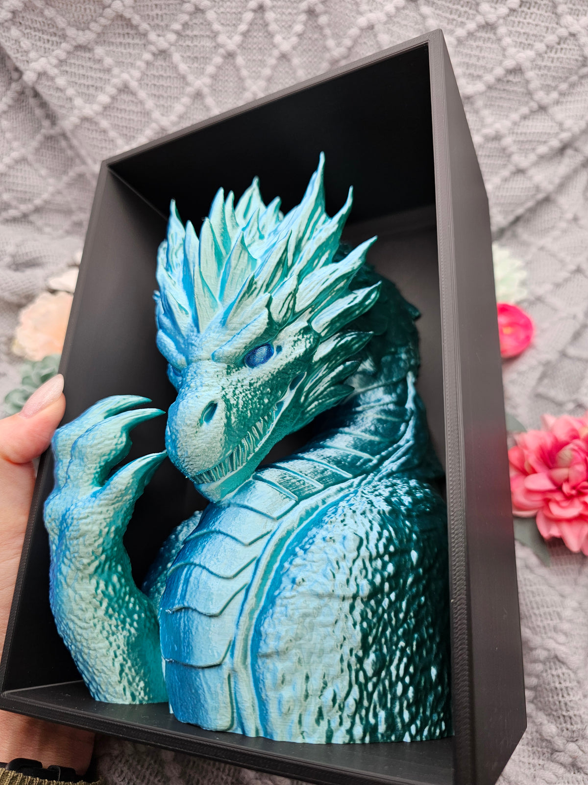 Book Nook Frostdrache Eisblau glänzend | 3D Druck | Buchstütze | Dekoration Bücherregal