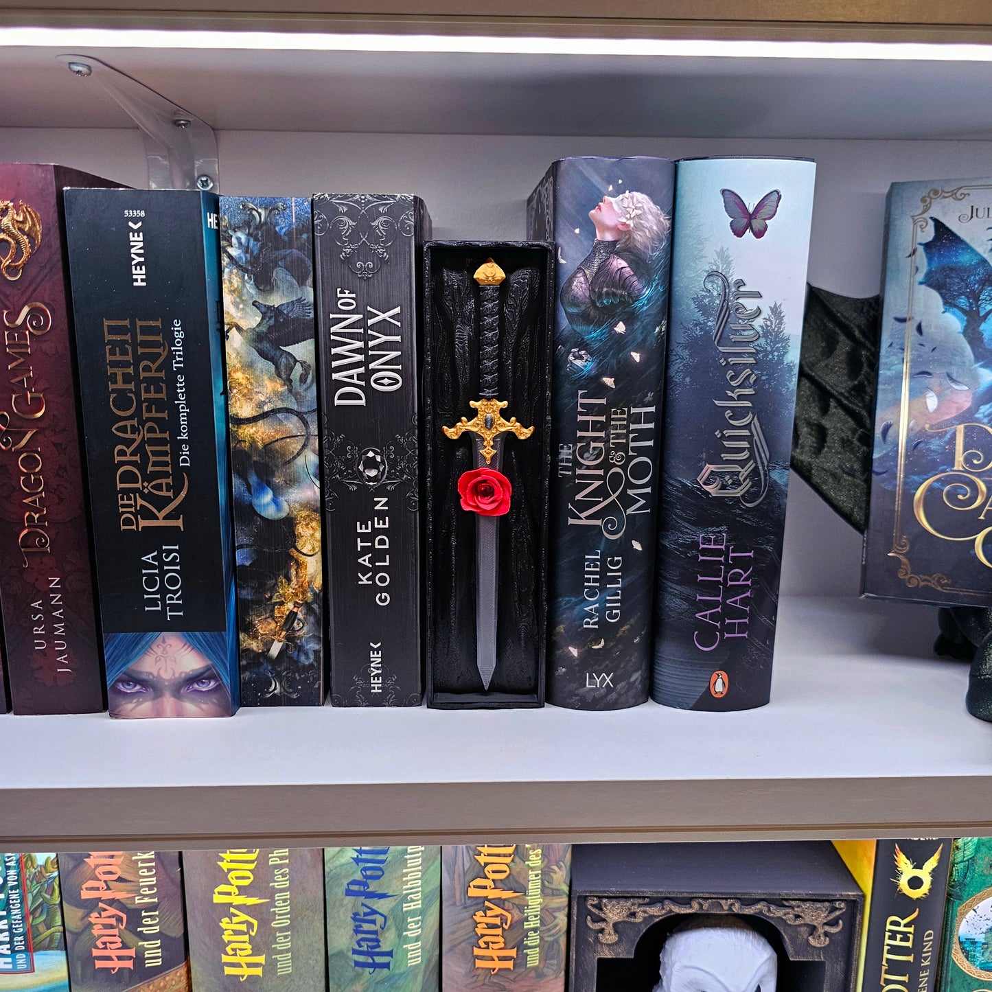 Book Nook Sword & Rose Black with Secret Compartment | 3D Print | Bookend | Bookshelf Decoration