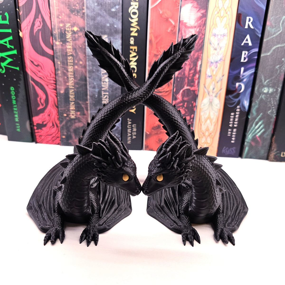 Buchhalter Dragon Love Schwarz | Aufsteller Bücher E-Reader Tablet