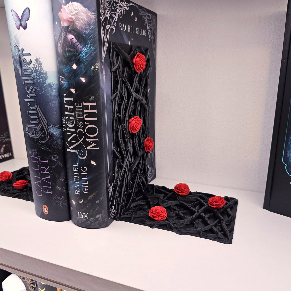 Buchstützen Set Dornen und Rosen Schwarz | Buchhalter