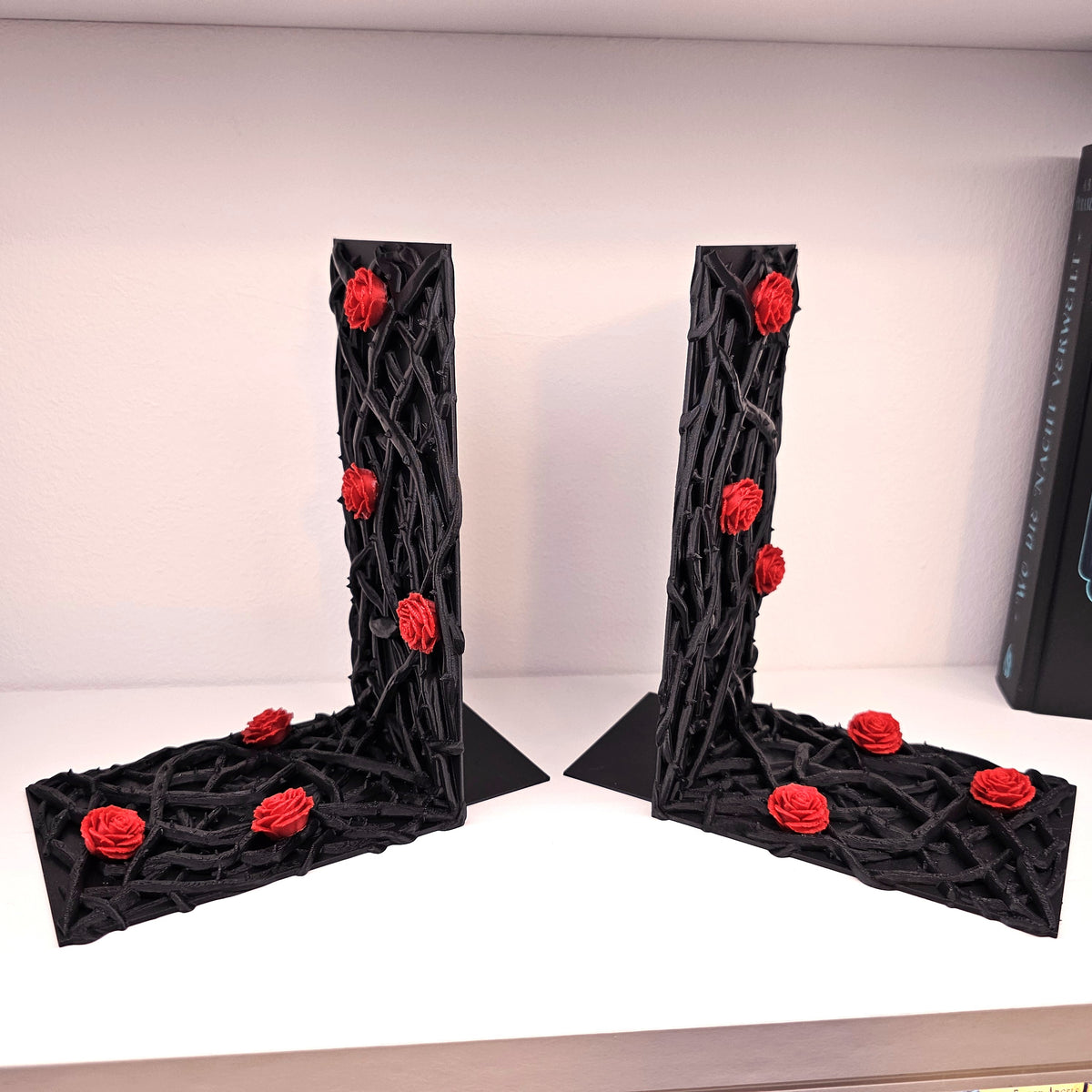 Buchstützen Set Dornen und Rosen Schwarz | Buchhalter