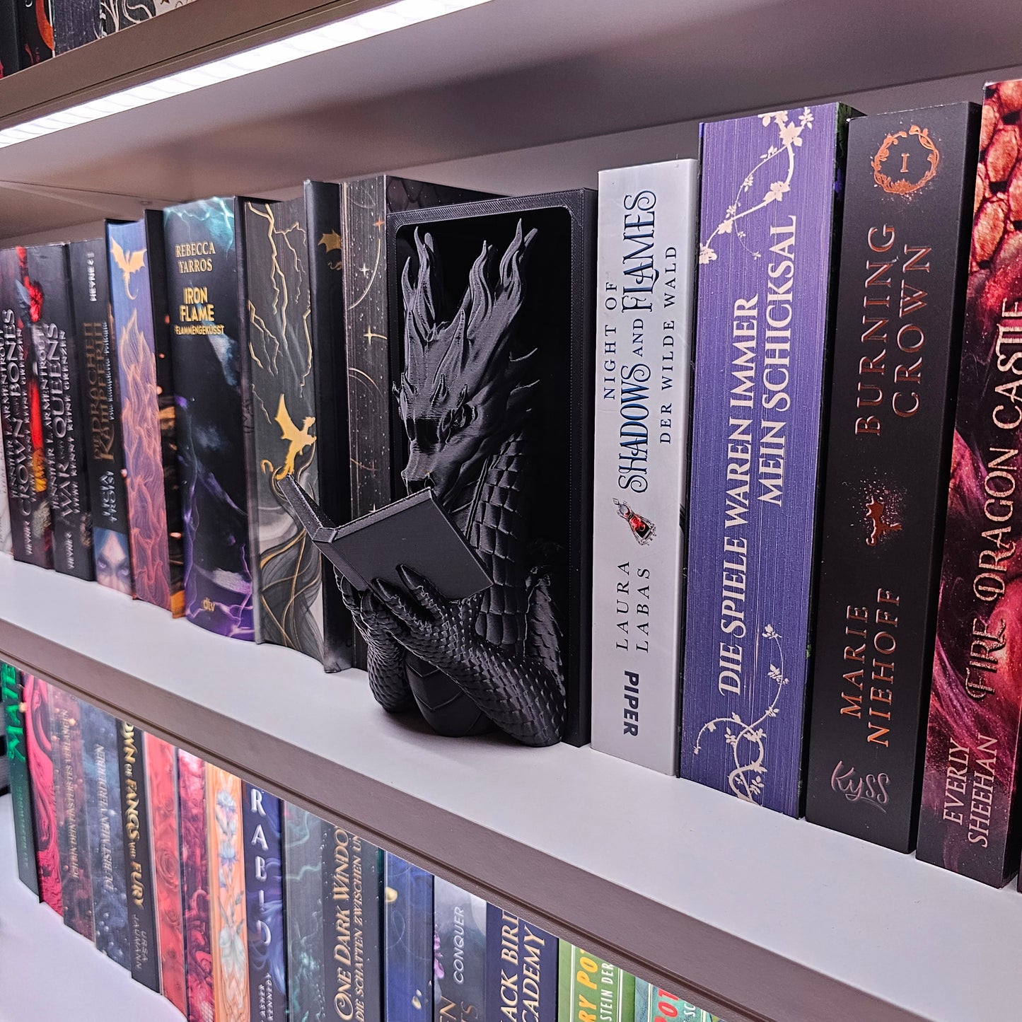 Book Nook Reading Dragon Color Selection | 3D Print | Bookend | Bookshelf Decoration