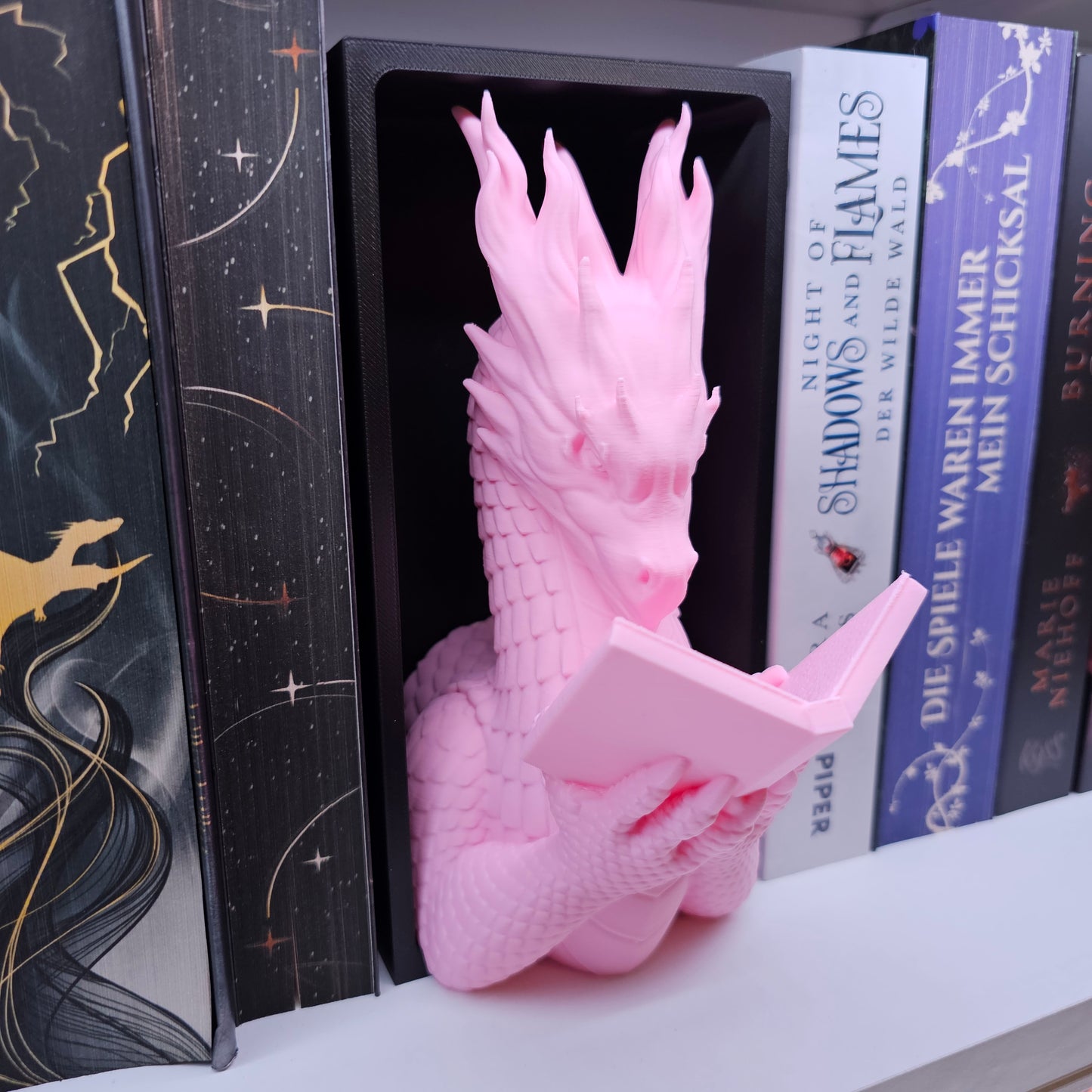 Book Nook Reading Dragon Color Selection | 3D Print | Bookend | Bookshelf Decoration