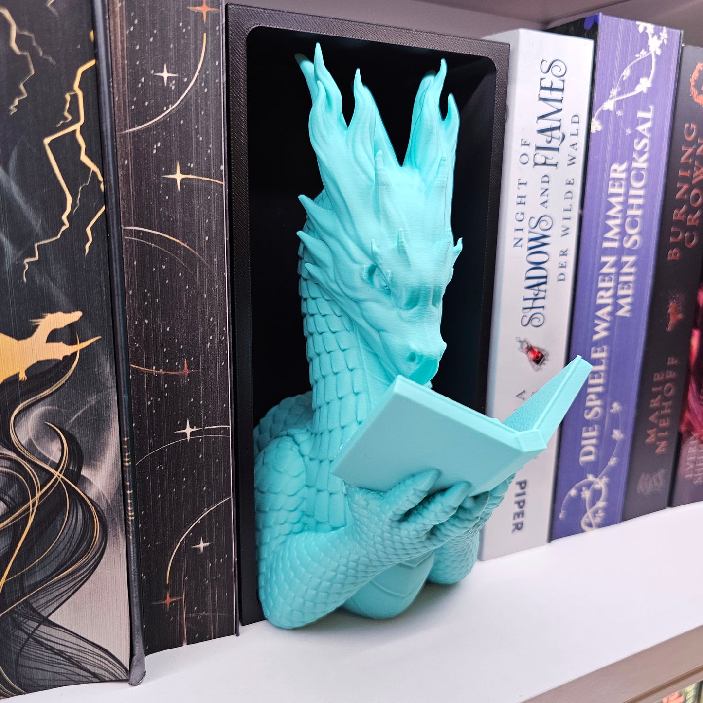 Book Nook Reading Dragon Color Selection | 3D Print | Bookend | Bookshelf Decoration