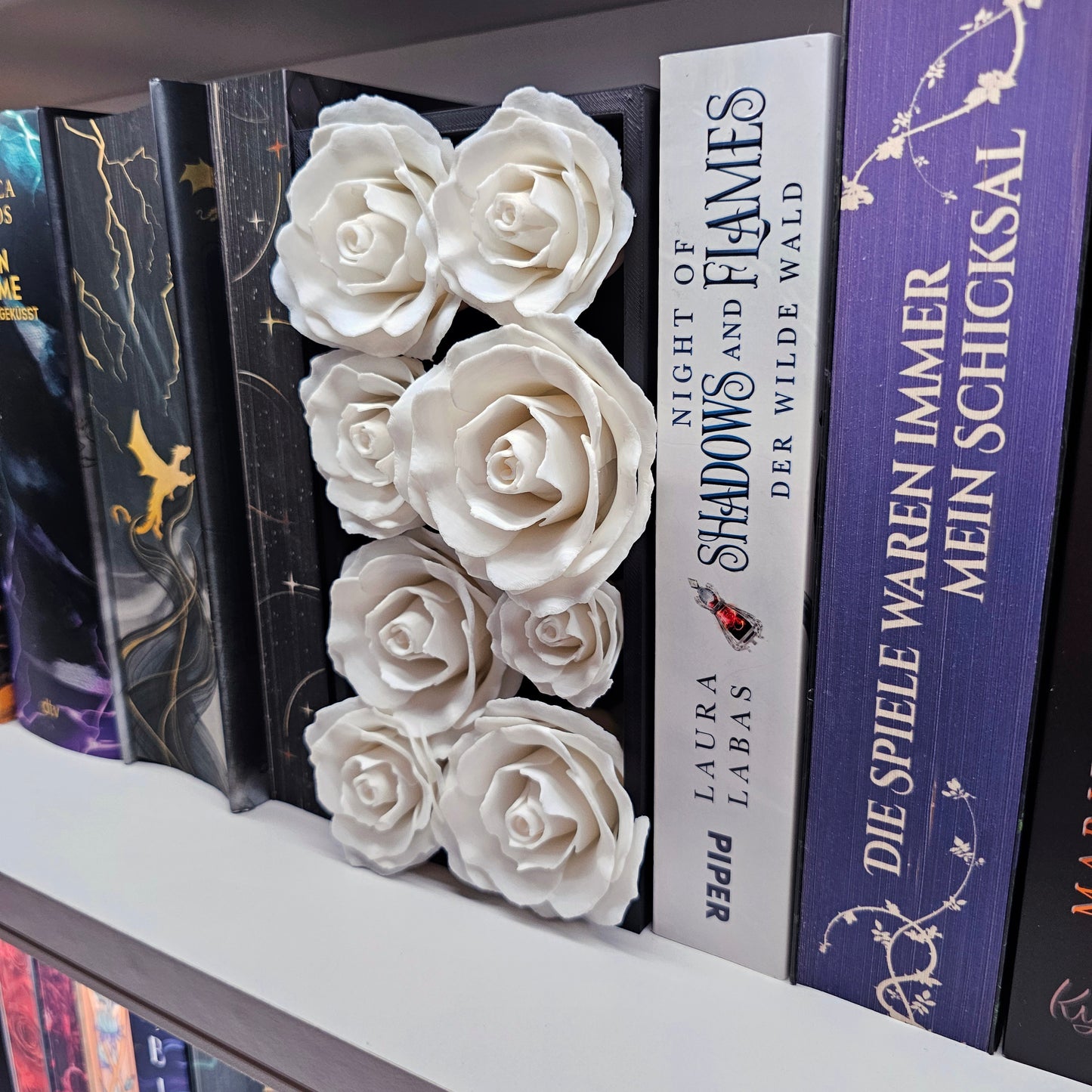 Book Nook Roses Color Selection | 3D Print | Bookend | Bookshelf Decoration