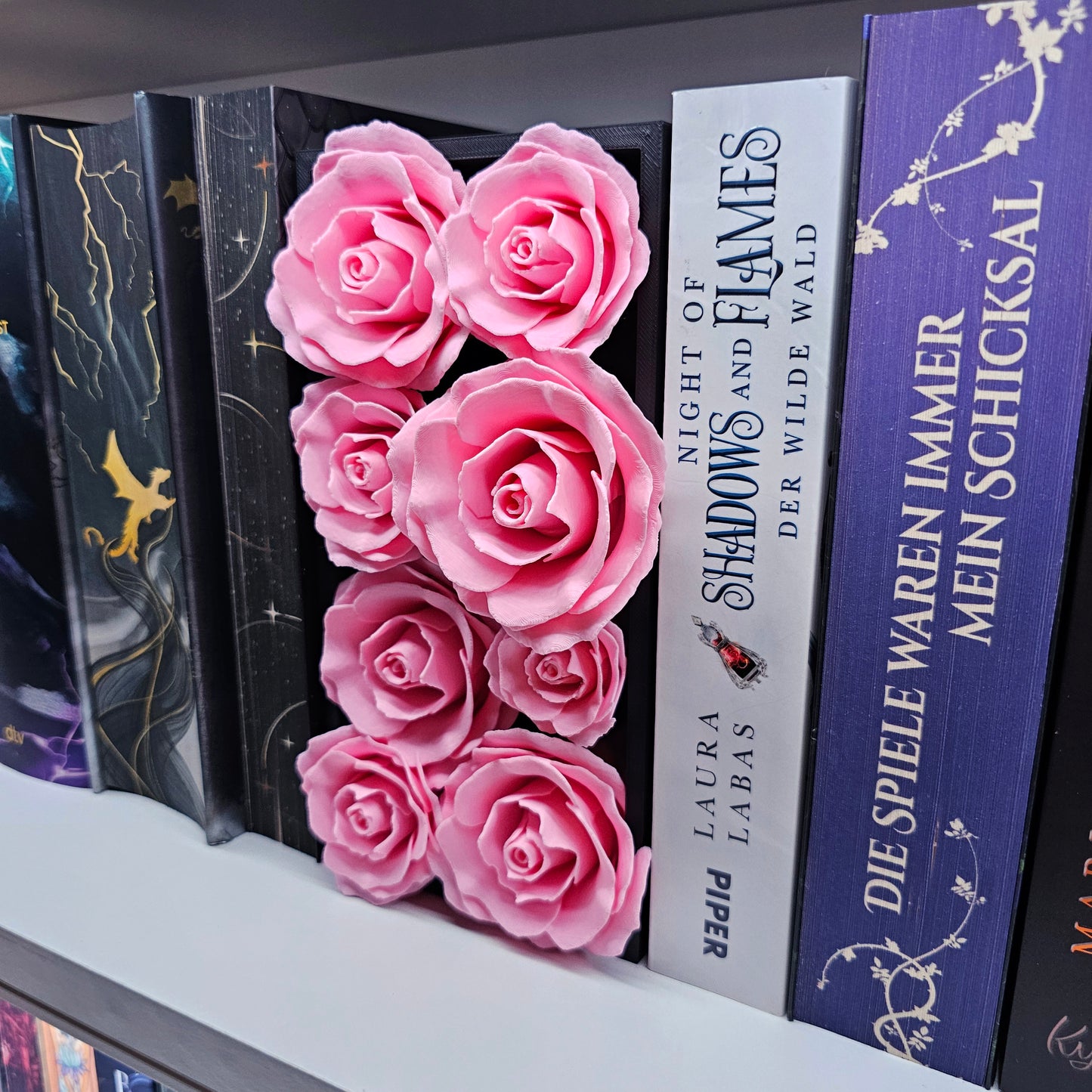 Book Nook Roses Color Selection | 3D Print | Bookend | Bookshelf Decoration