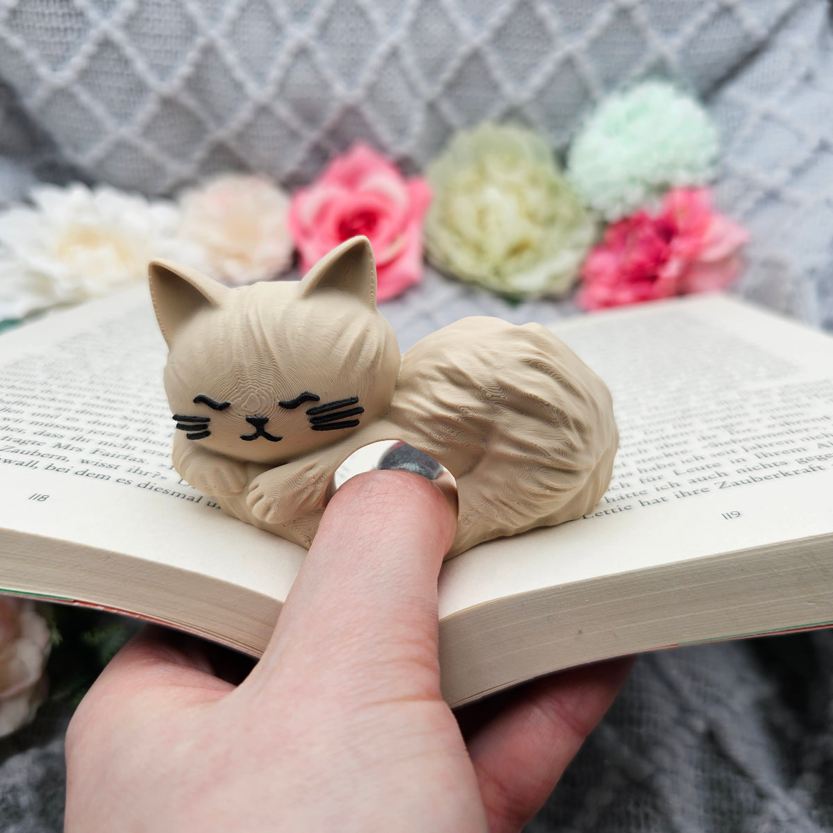 Buchseitenhalter Katze Beige | Bookish Zubehör