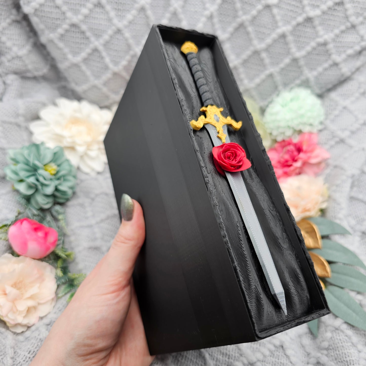 Book Nook Sword & Rose Black with Secret Compartment | 3D Print | Bookend | Bookshelf Decoration