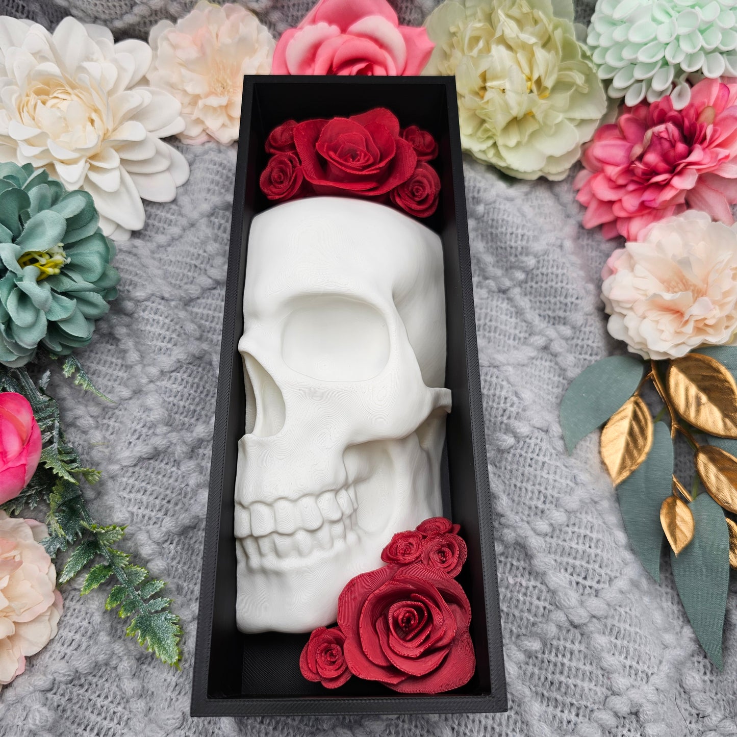 Book Nook Skull with Roses Small Color Selection | 3D Print | Bookend | Bookshelf Decoration