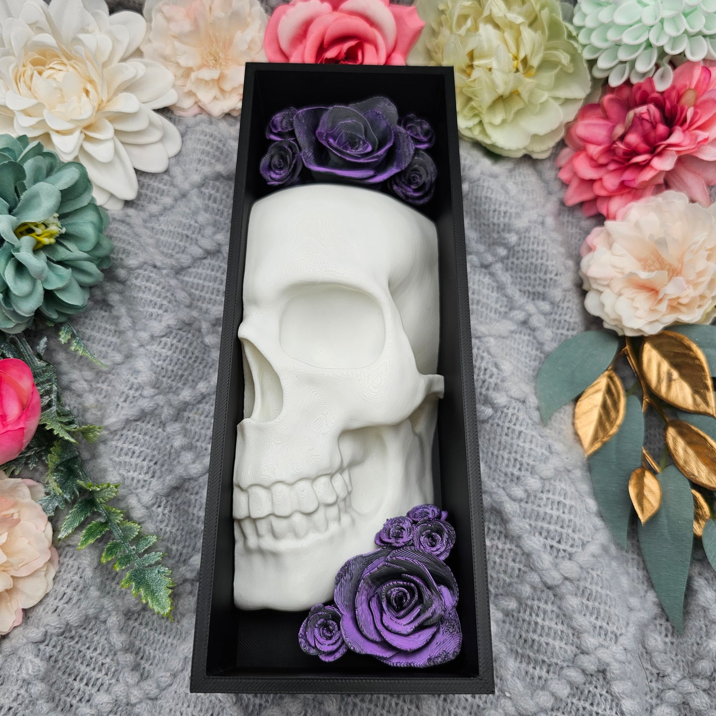 Book Nook Skull with Roses Small Color Selection | 3D Print | Bookend | Bookshelf Decoration