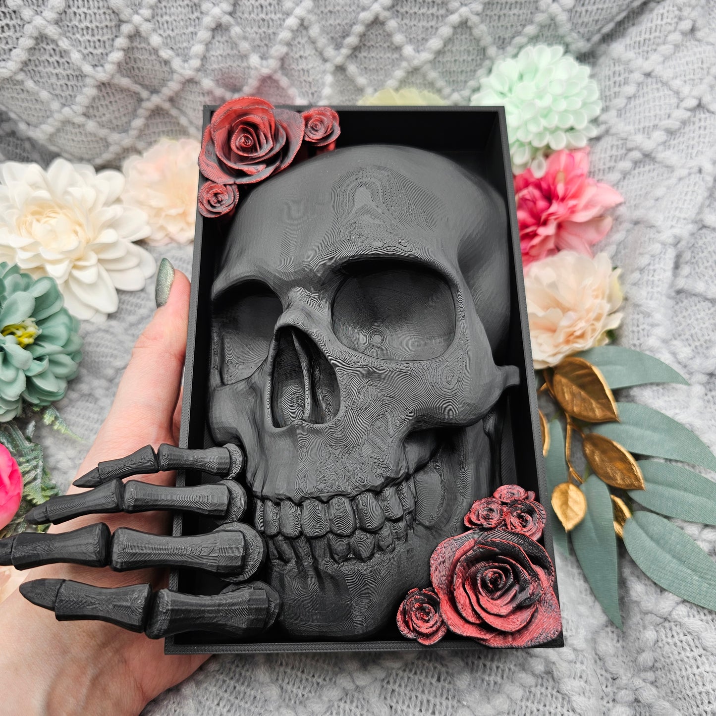 Book Nook Skull with Roses Large Color Selection | 3D Print | Bookend | Bookshelf Decoration