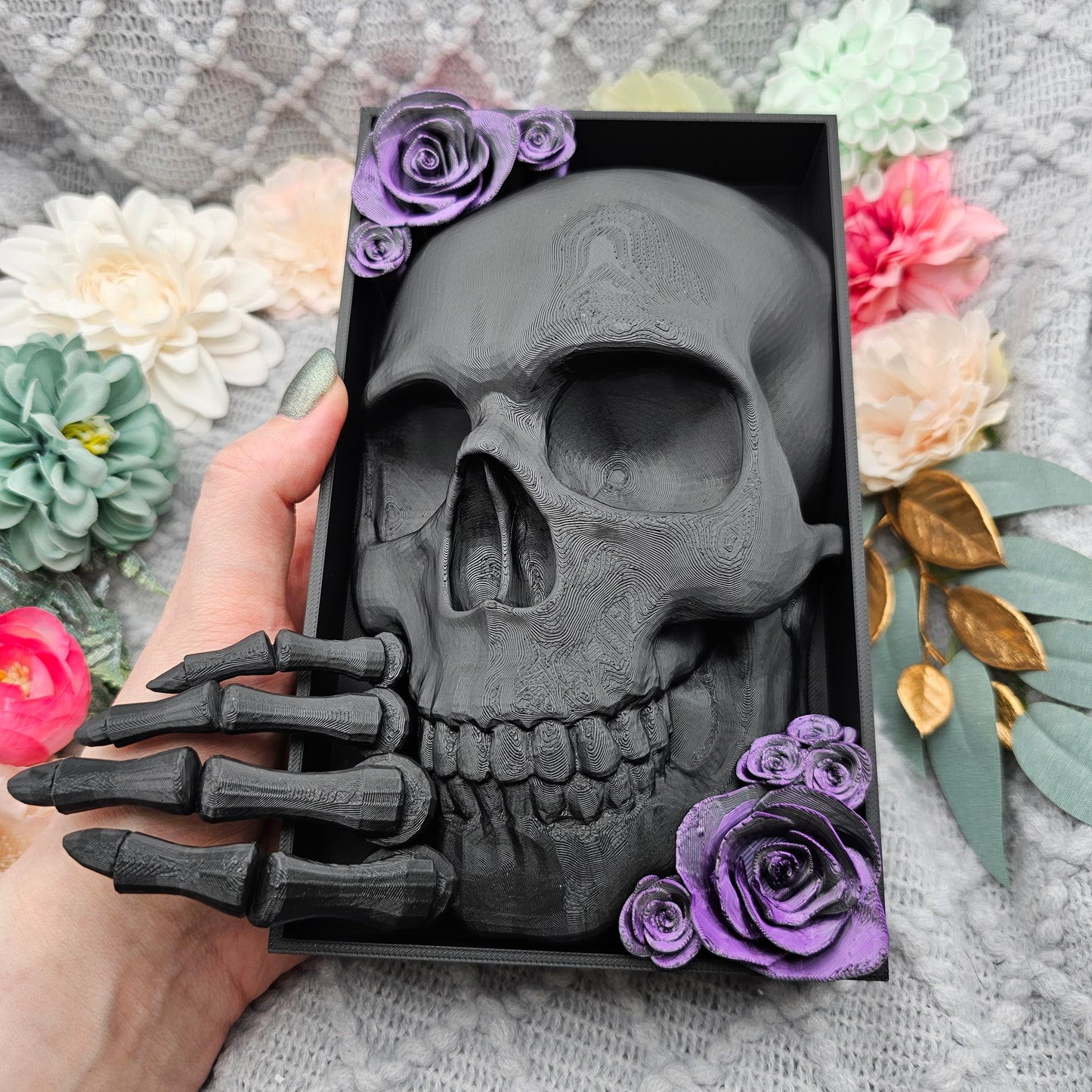 Book Nook Skull with Roses Large Color Selection | 3D Print | Bookend | Bookshelf Decoration