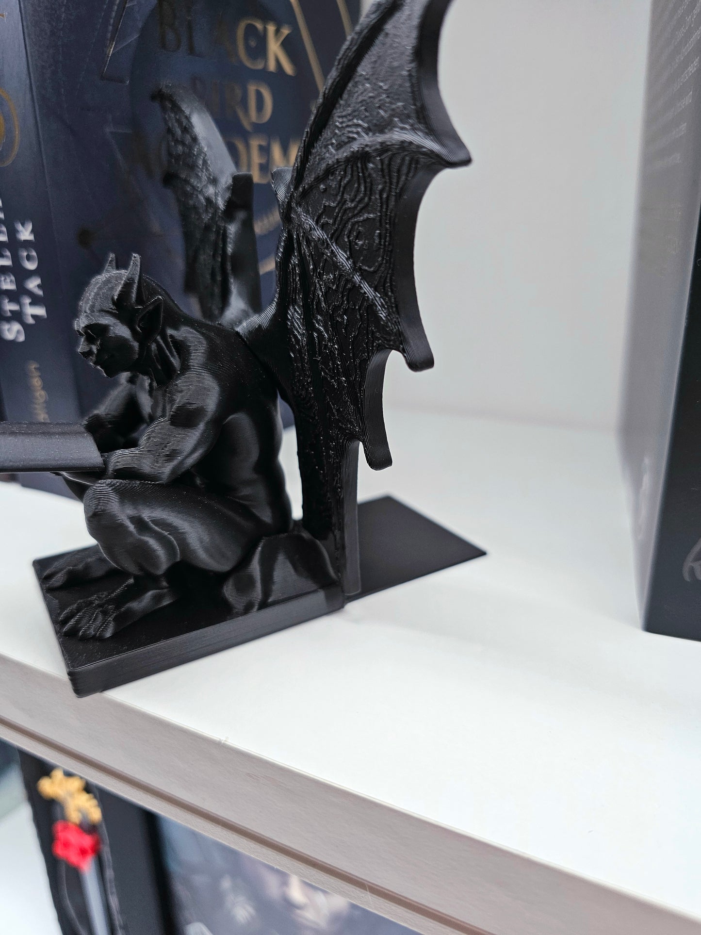 Gargoyle Bookend Black | 3D Print | Book Holder