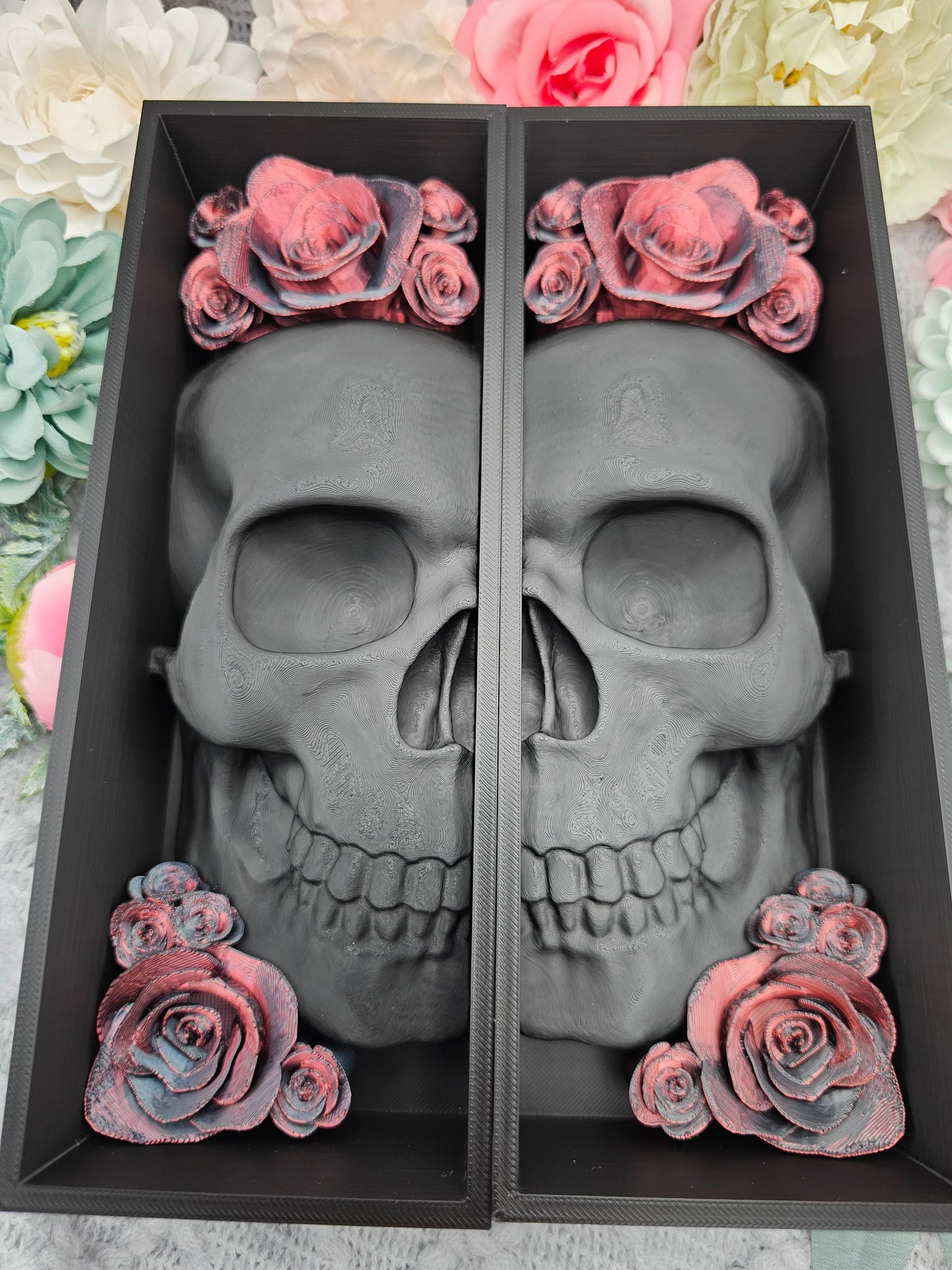 Book Nook Skull Black with Roses 8 Colors to Choose From Set/Single | 3D Print | Bookend | Bookshelf Decoration