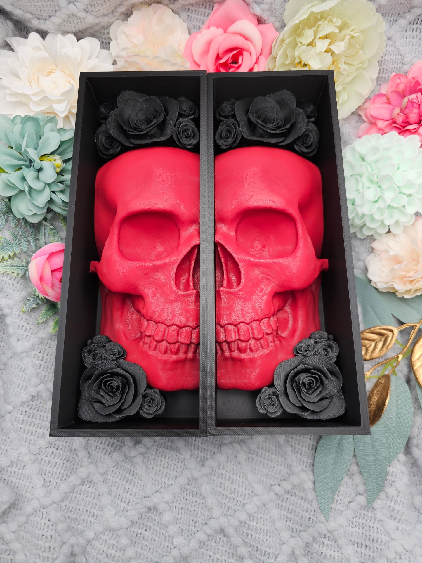 Book Nook Skull Red with Roses 8 Colors to Choose Set/Single | 3D Print | Bookend | Bookshelf Decoration