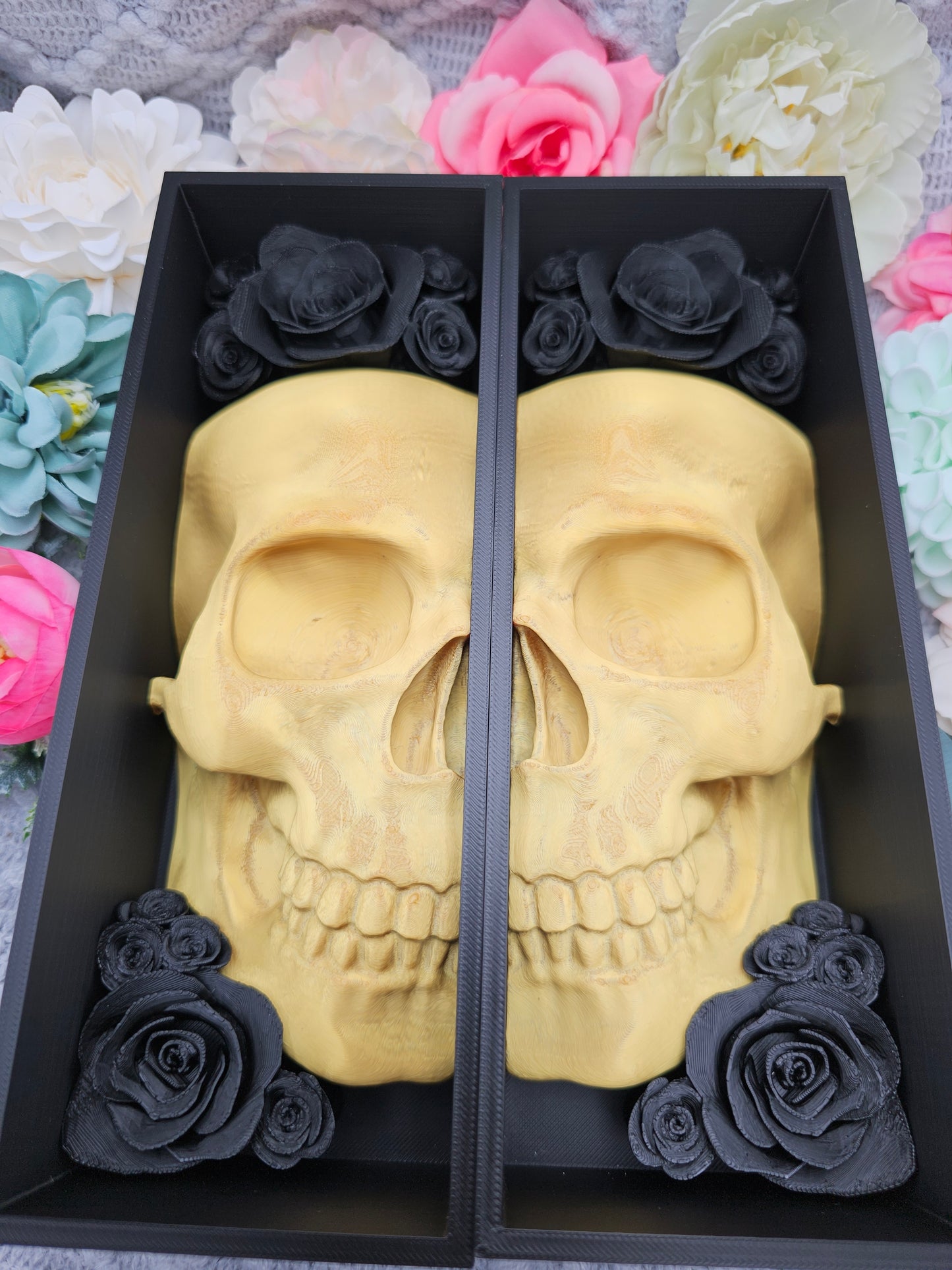 Book Nook Skull Gold with Roses 8 Colors to Choose From Set/Single | 3D Print | Bookend | Bookshelf Decoration