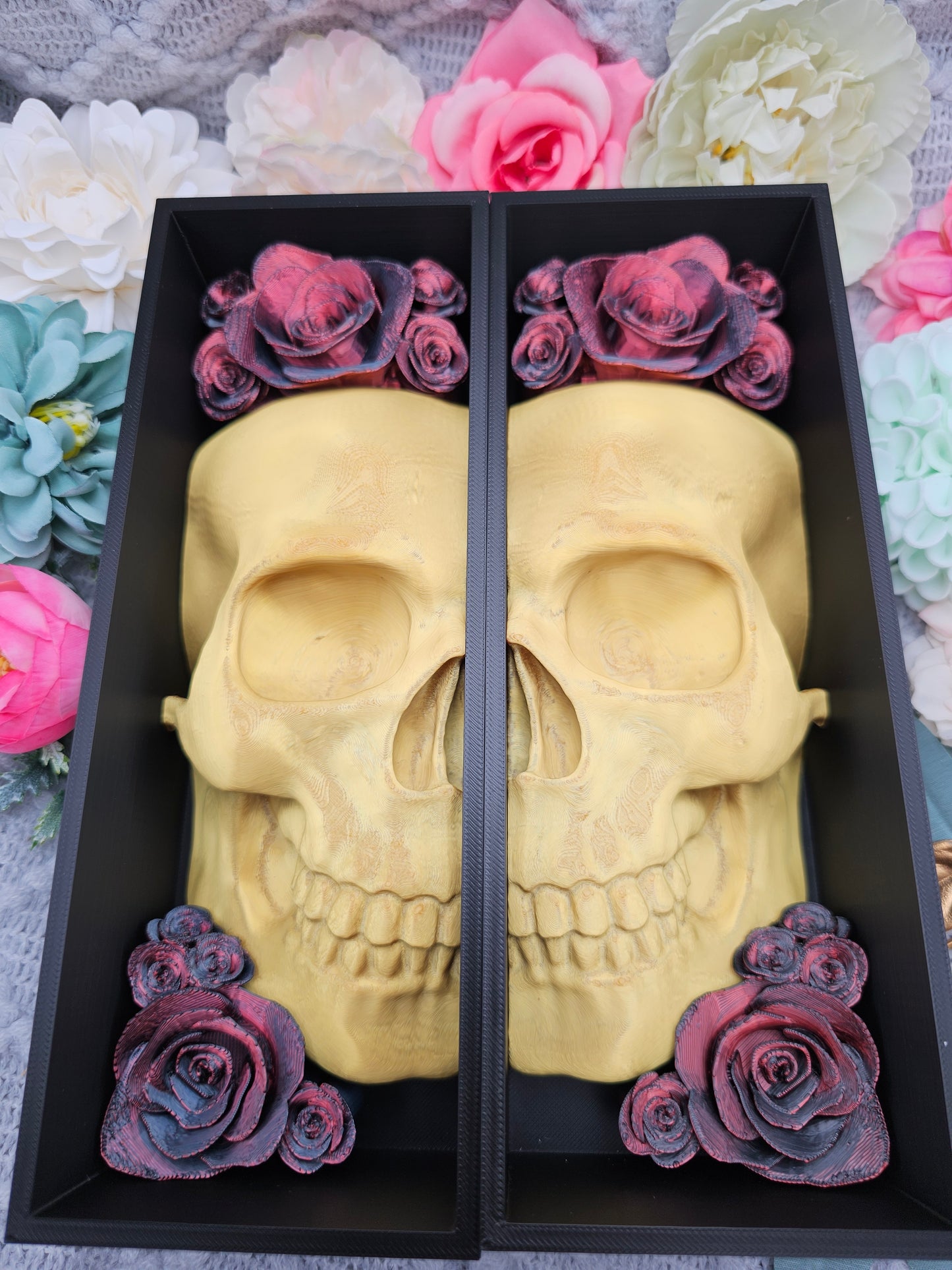 Book Nook Skull Gold with Roses 8 Colors to Choose From Set/Single | 3D Print | Bookend | Bookshelf Decoration