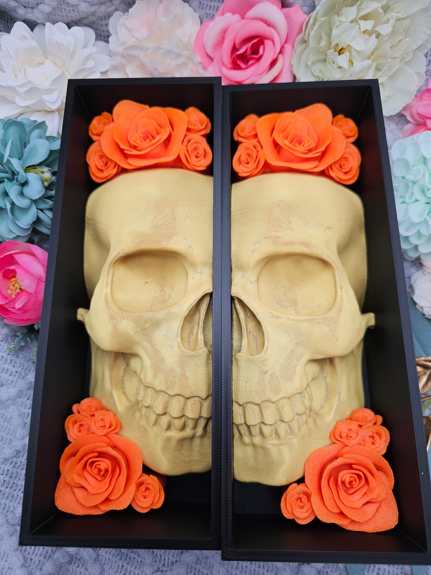 Book Nook Skull Gold with Roses 8 Colors to Choose From Set/Single | 3D Print | Bookend | Bookshelf Decoration