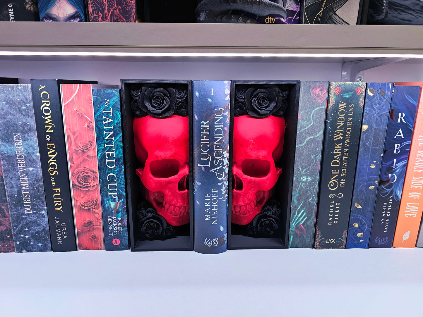 Book Nook Skull Red with Roses 8 Colors to Choose Set/Single | 3D Print | Bookend | Bookshelf Decoration
