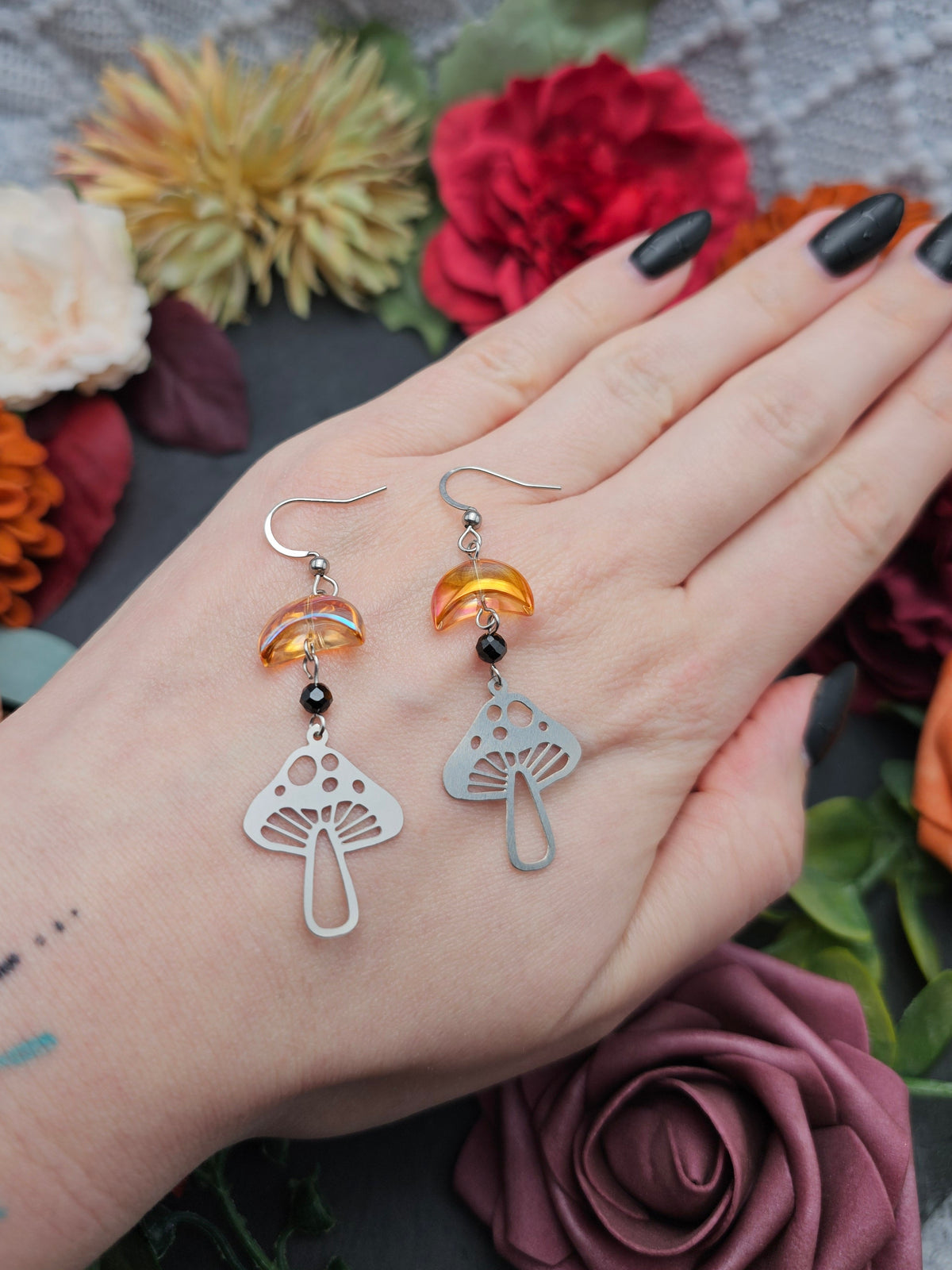 Ohrringe Pilz & Mond Orange | Spinell | Edelstahl