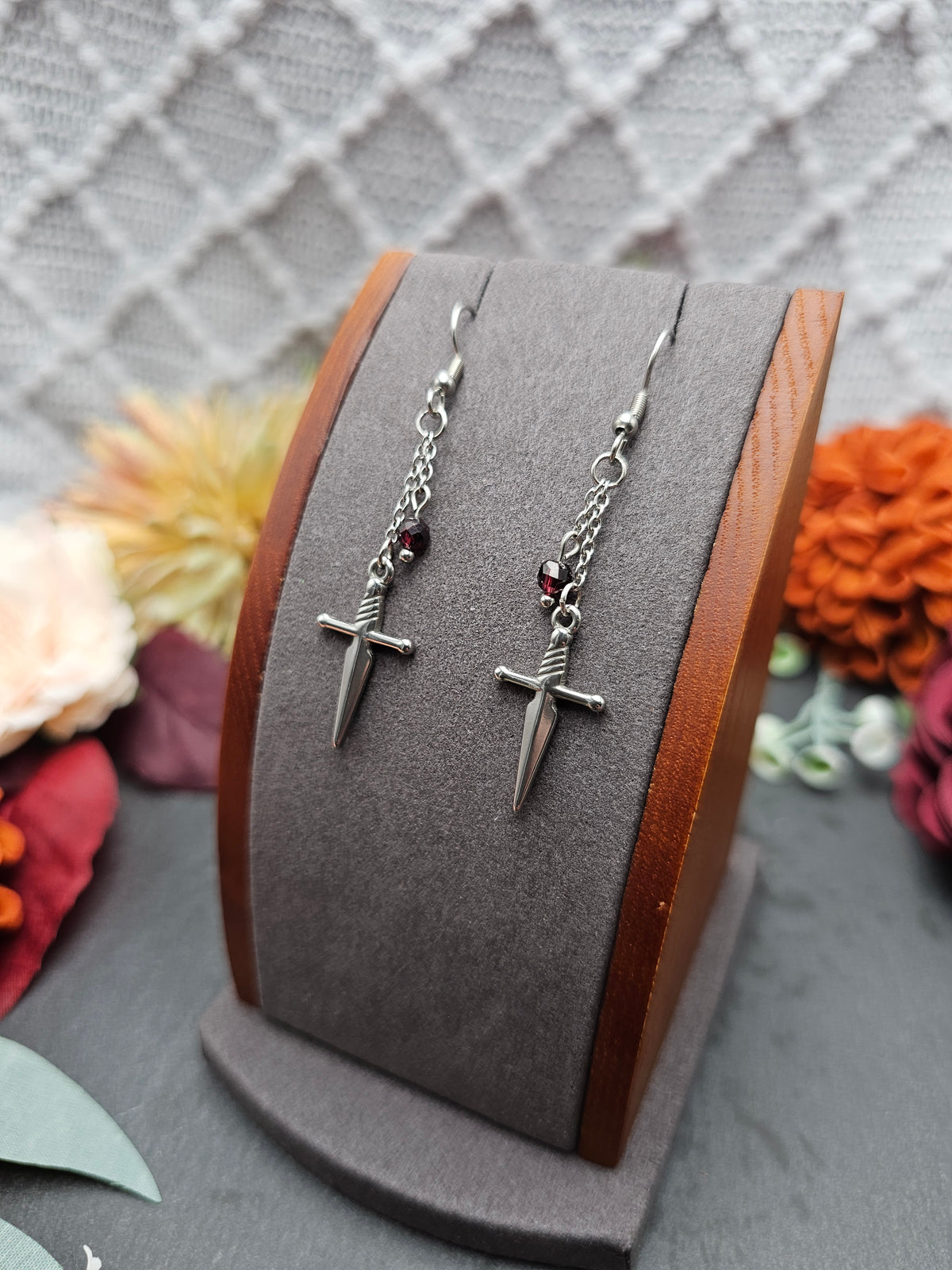 Ohrringe Dolche | Granat | Edelstahl