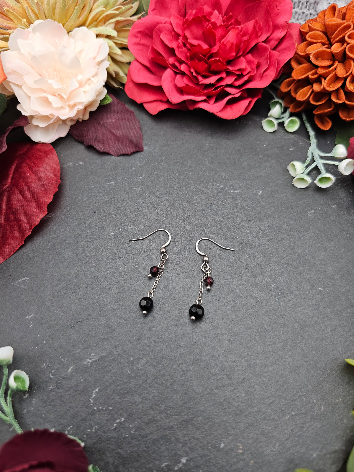 Ohrringe Onyx & Granat | Edelstahl