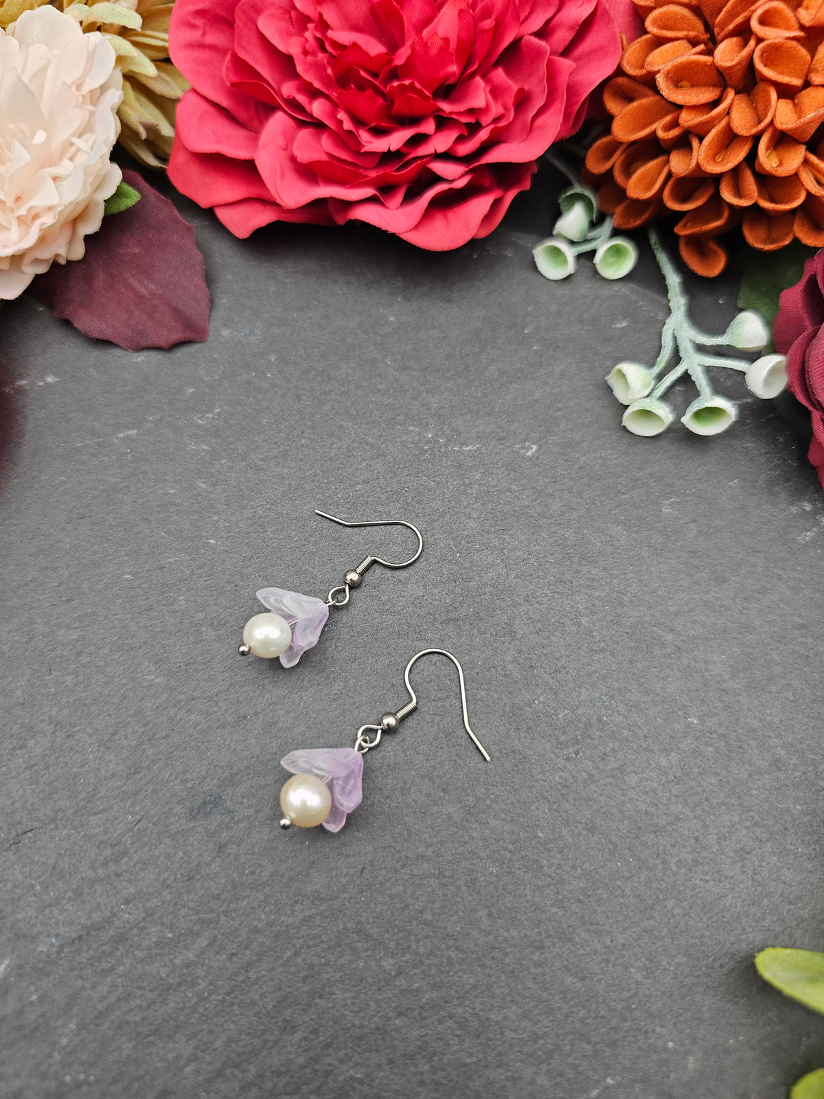 Ohrringe Floral Lila | Süßwasserzuchtperle | Edelstahl