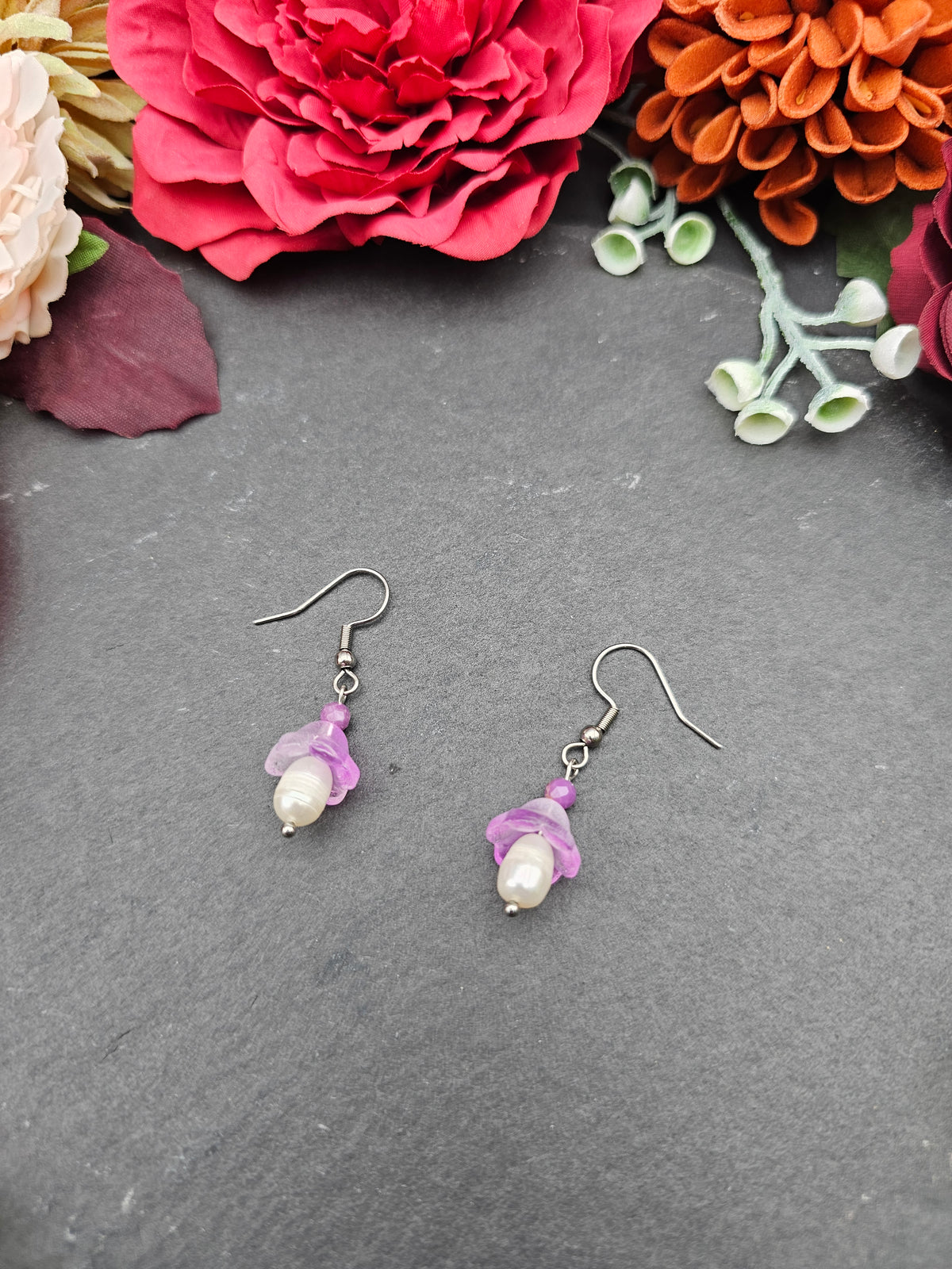 Ohrringe Floral Rosa | Süßwasserzuchtperle & Lepidolith | Edelstahl
