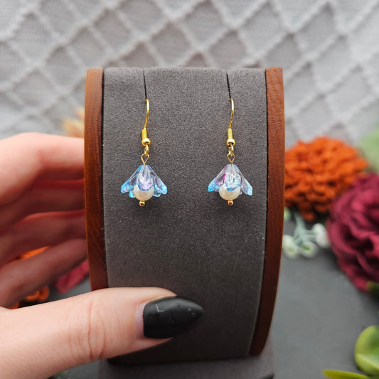 Ohrringe Floral Blau-Lila | Süßwasserzuchtperle | Edelstahl vergoldet