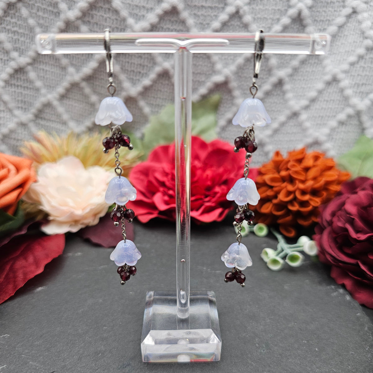 Ohrringe Floral Blau Lang | Granat | Edelstahl