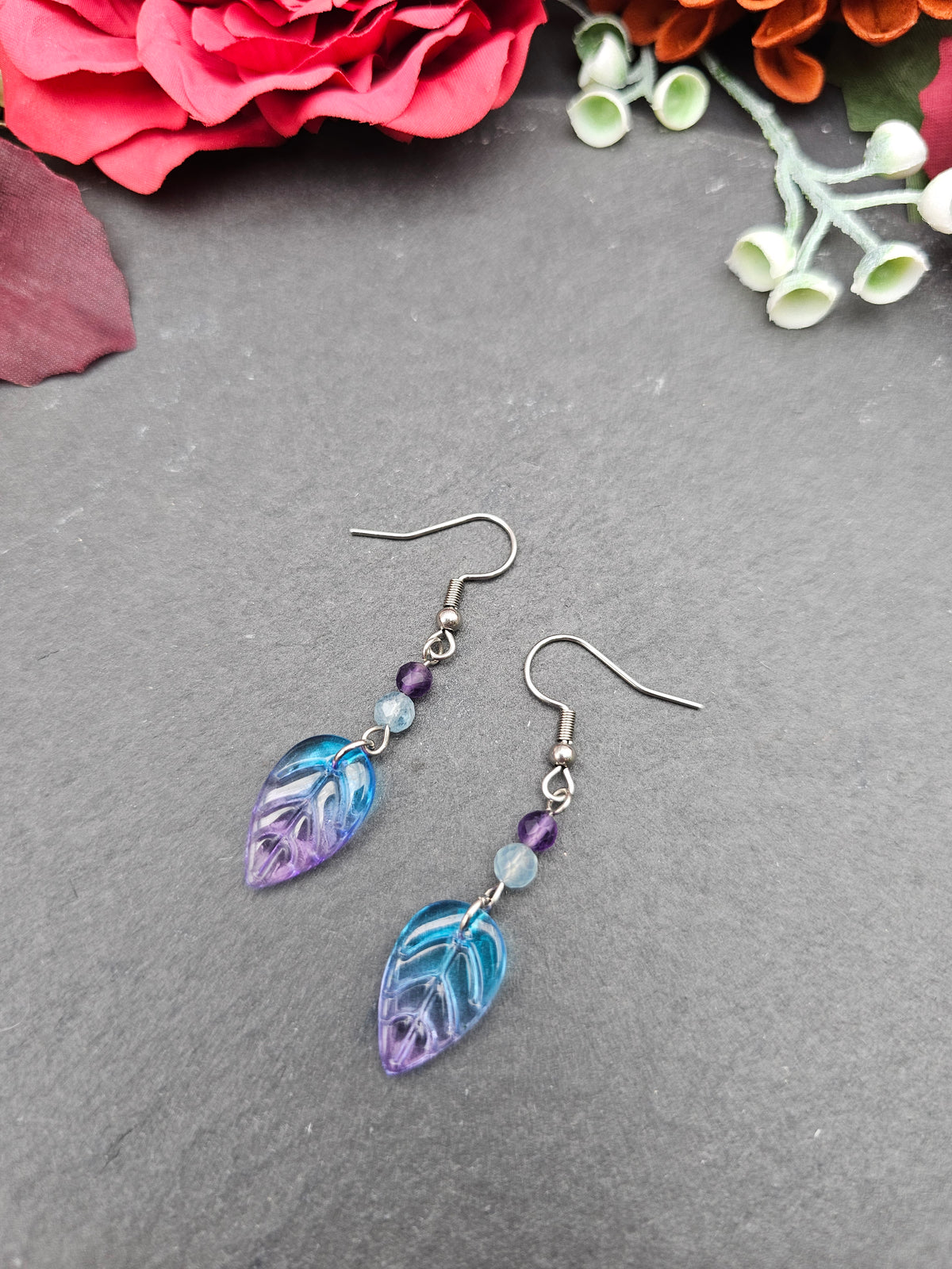 Ohrringe Blätter Blau-Lila | Amethyst & Aquamarin | Edelstahl